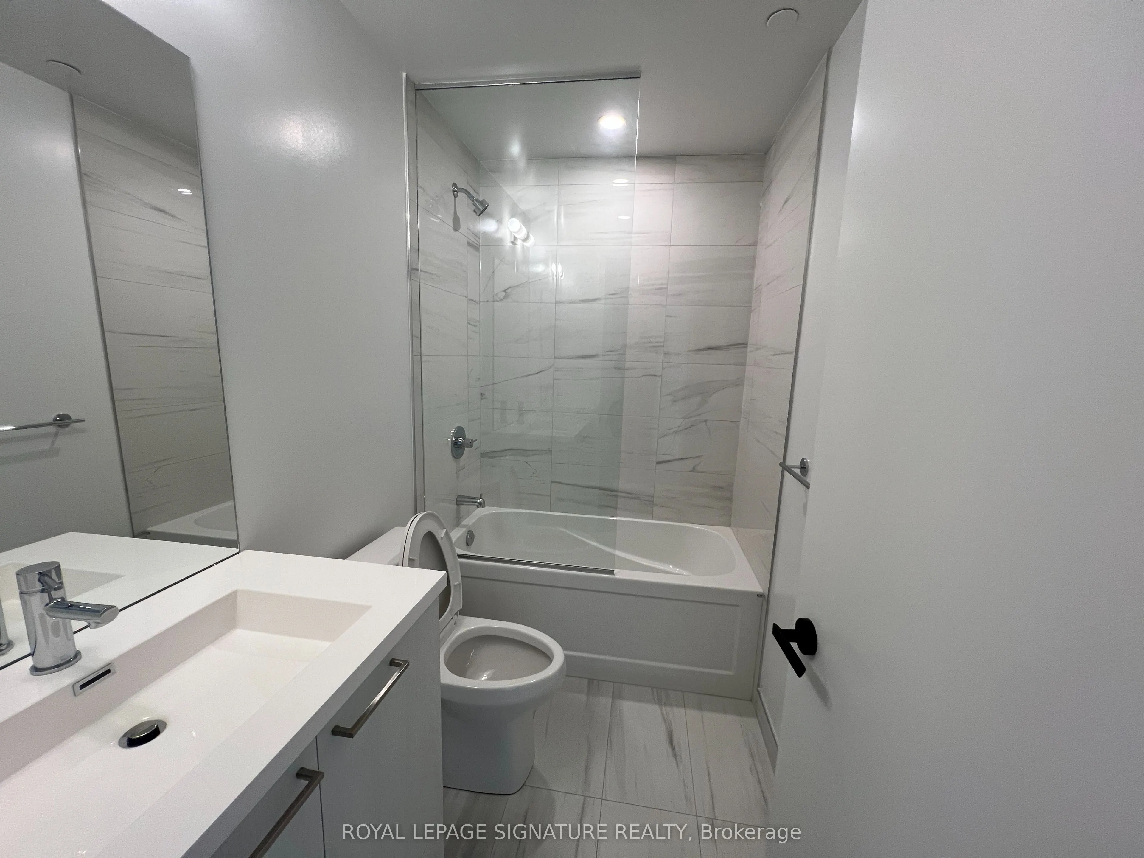 225 Commerce Street, #2508