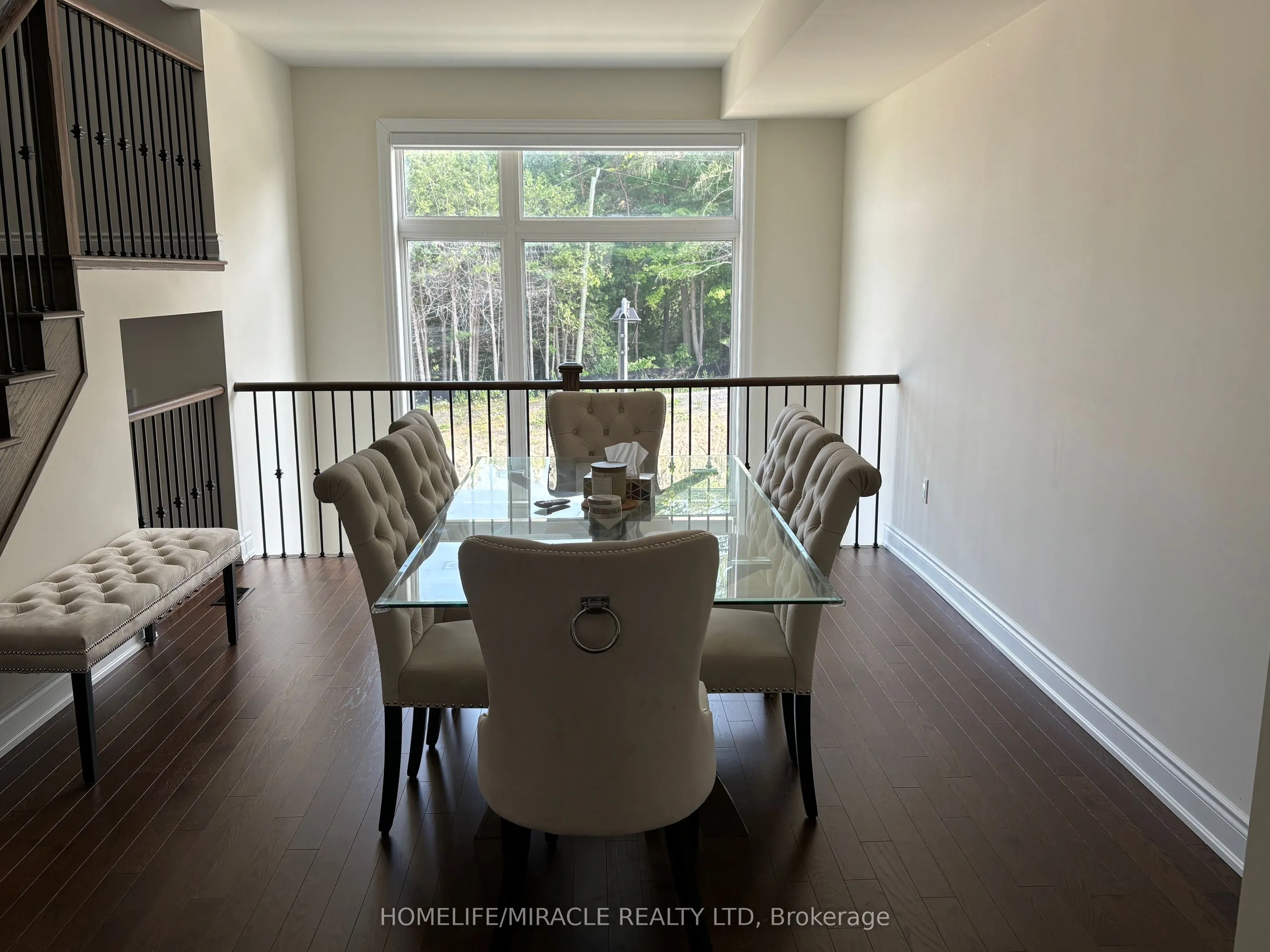 8 Bennington Road