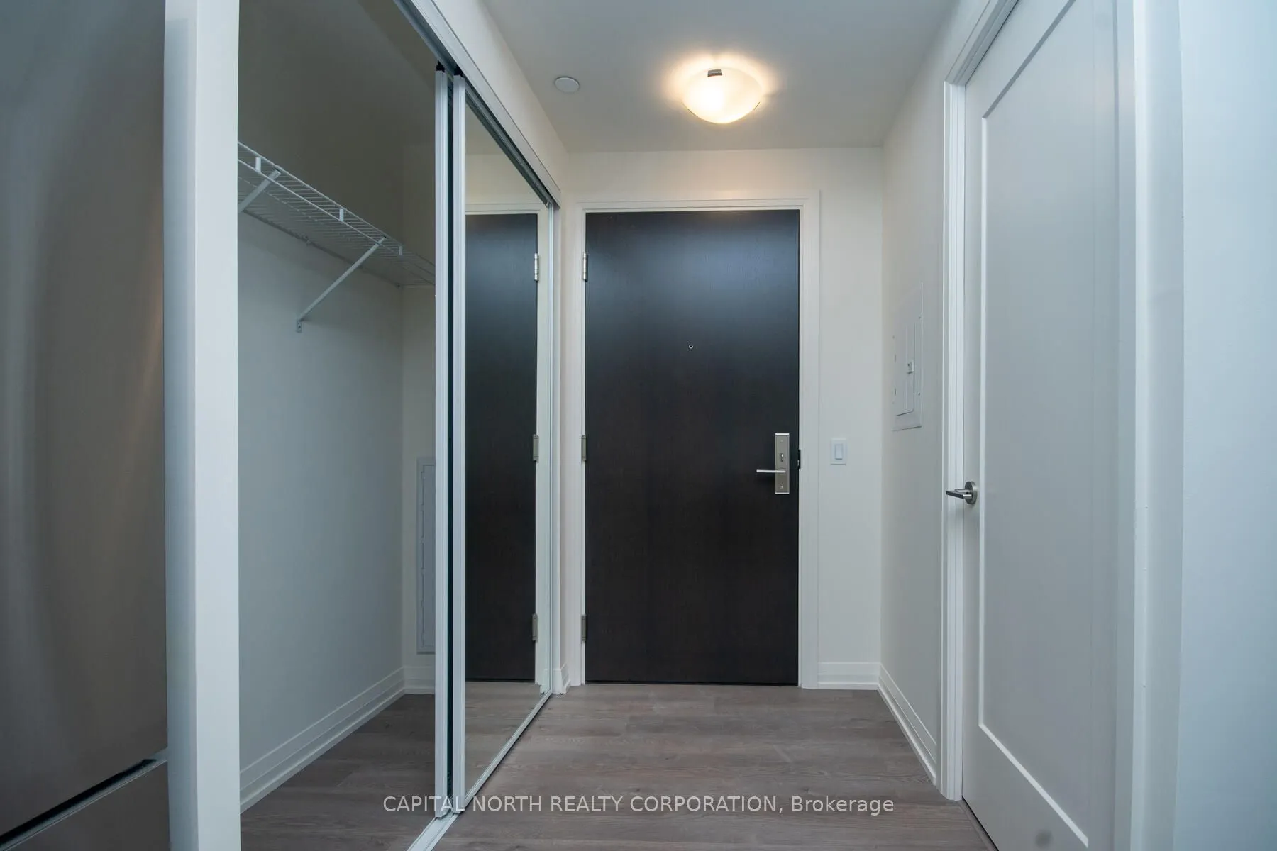 9000 Jane Street, #919