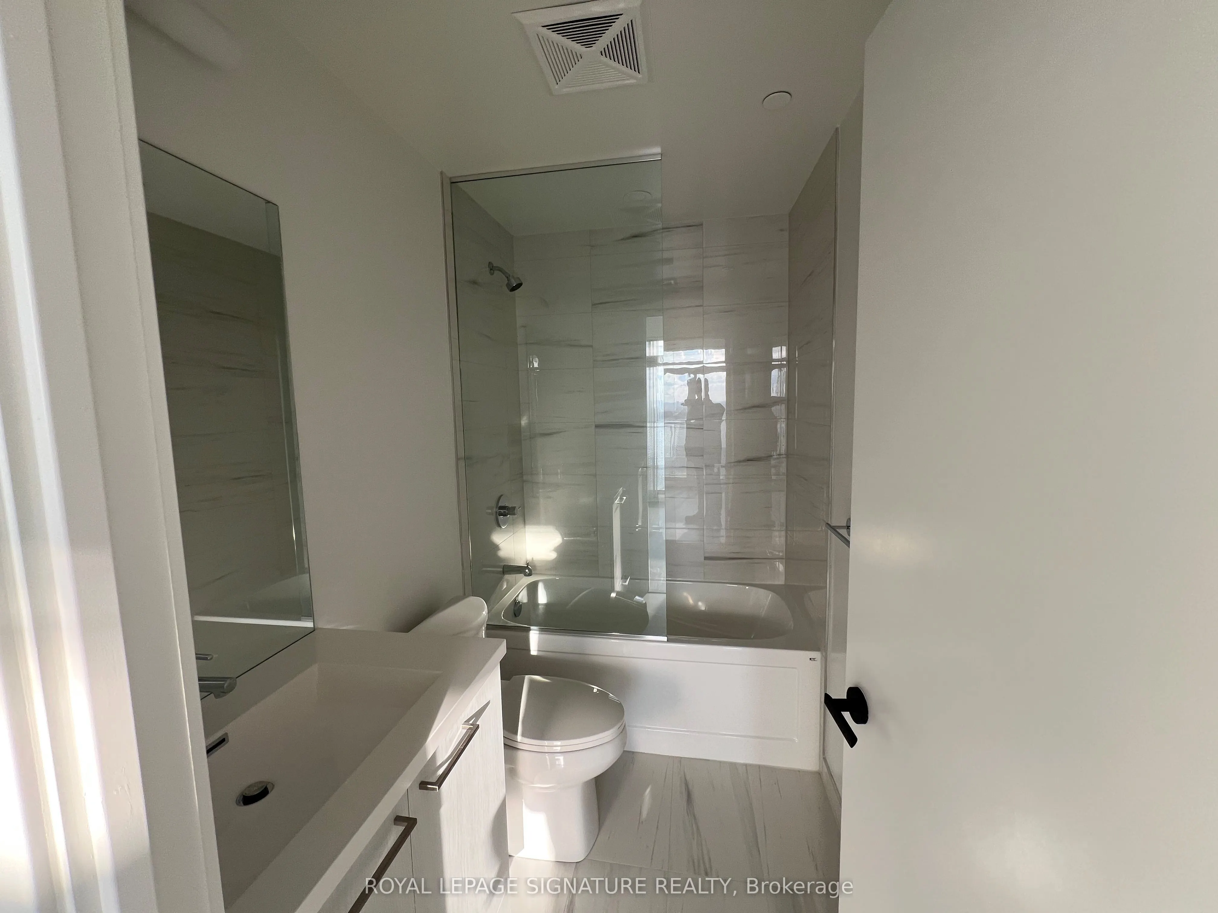 225 Commerce Street, #2506