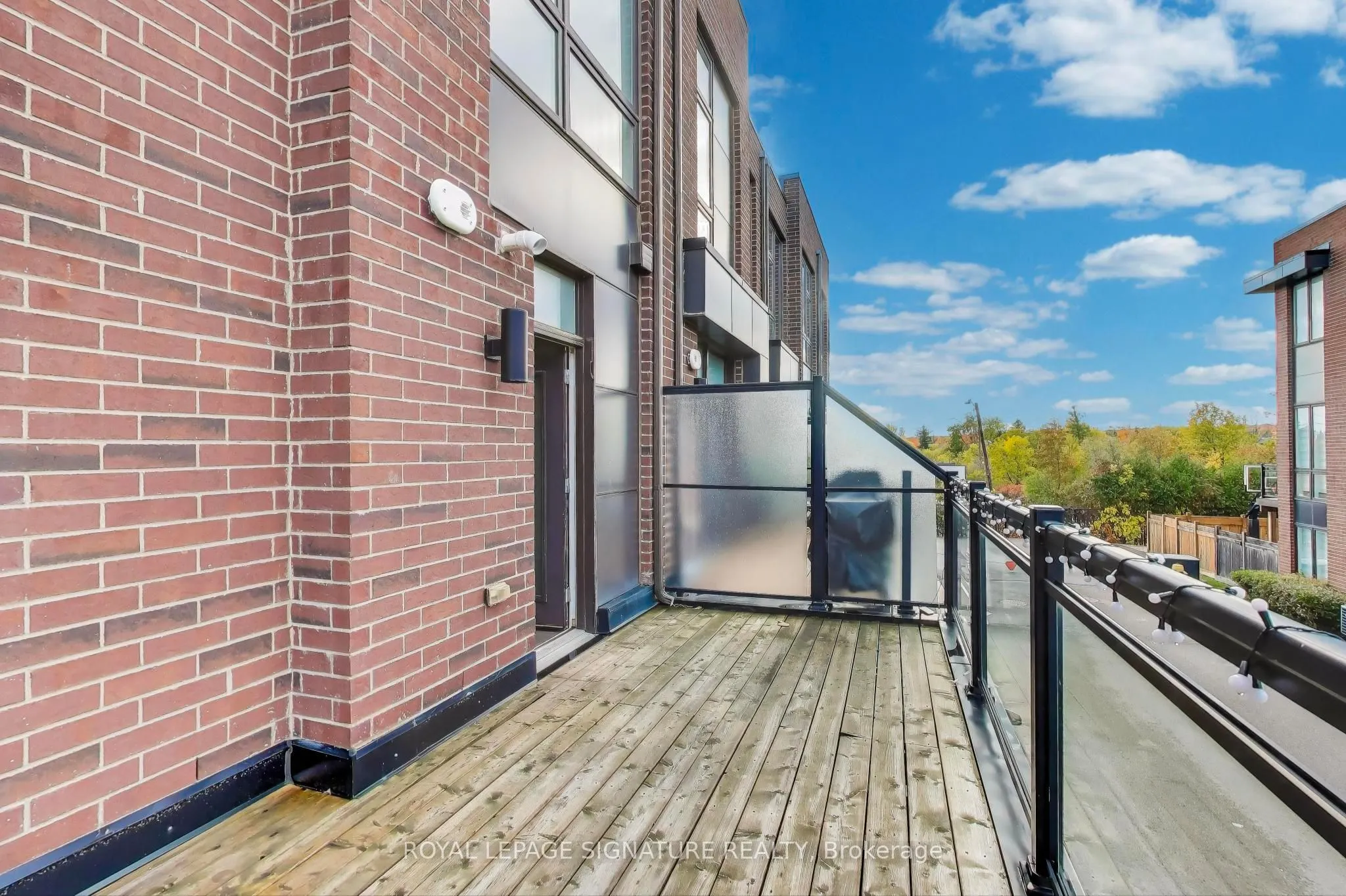 9124 Bathurst Street