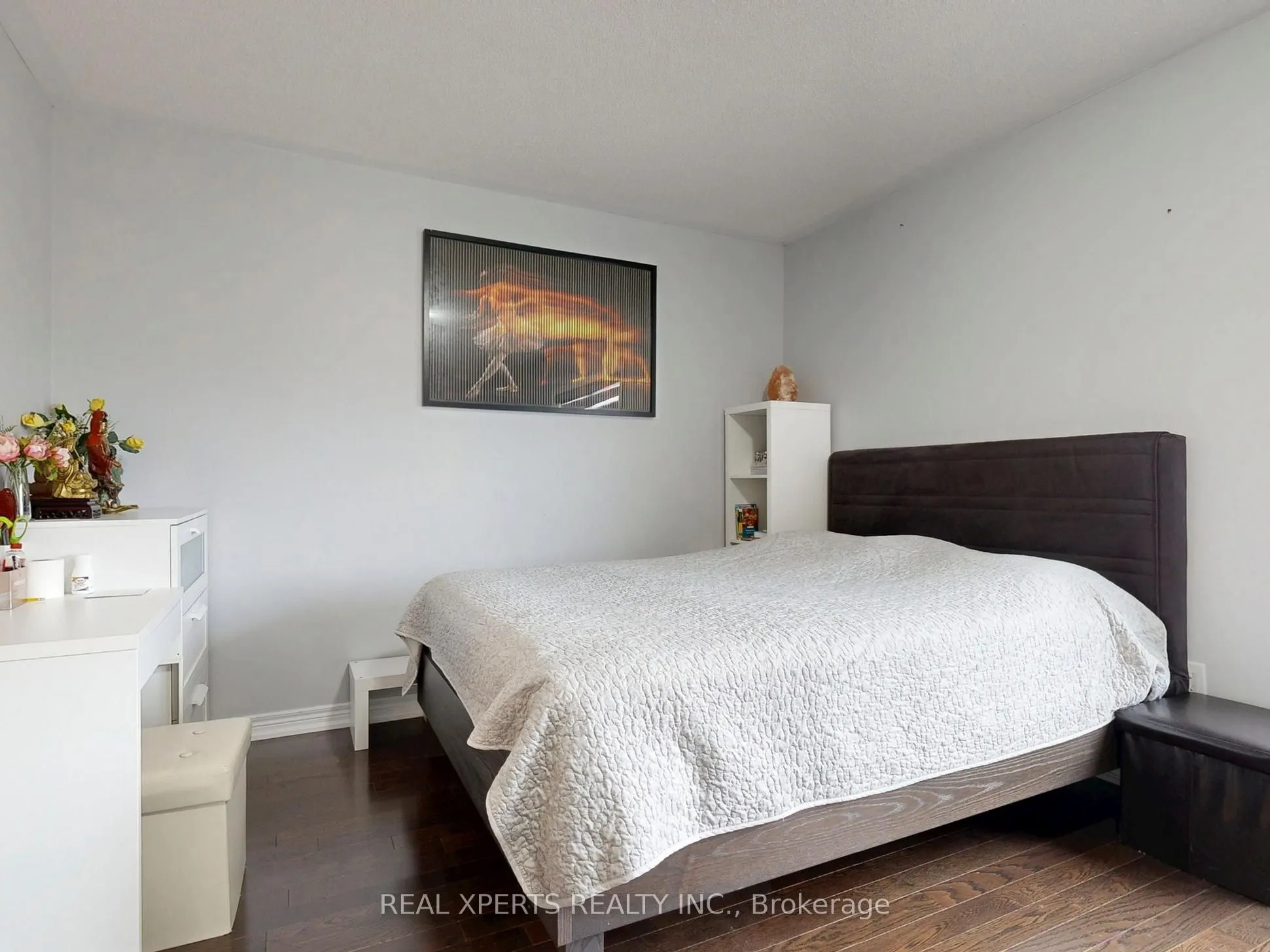 221 The Meadows Avenue