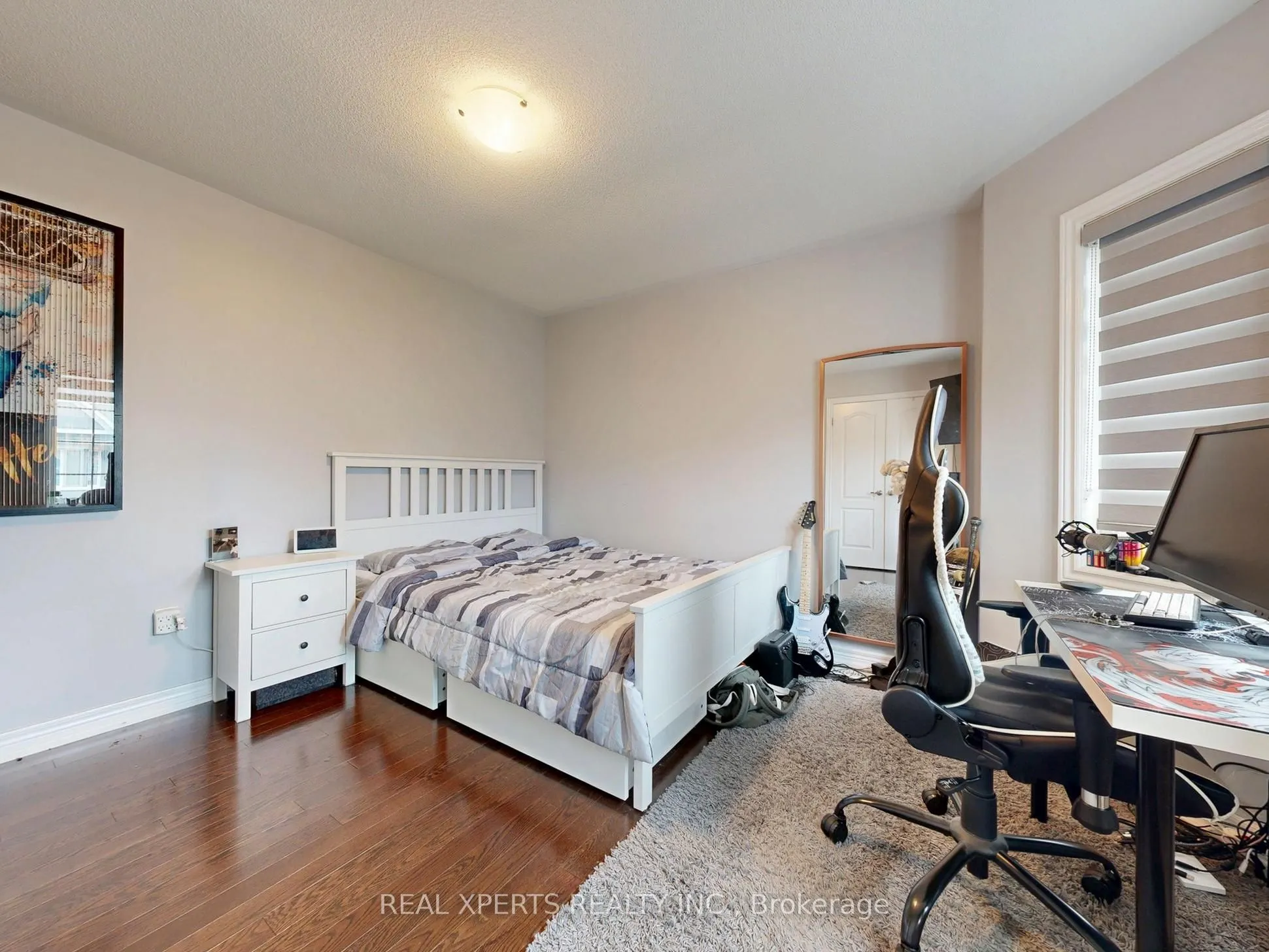 221 The Meadows Avenue