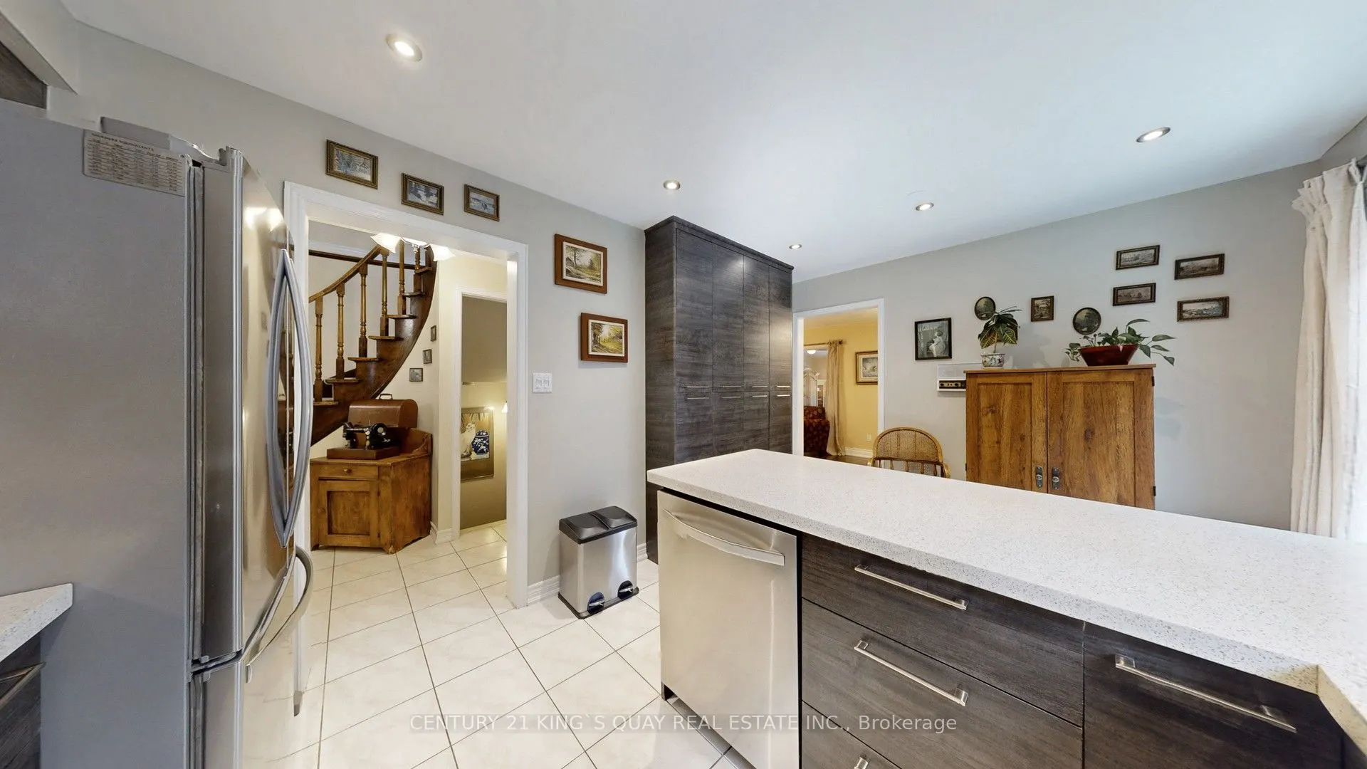 47 Radford Crescent