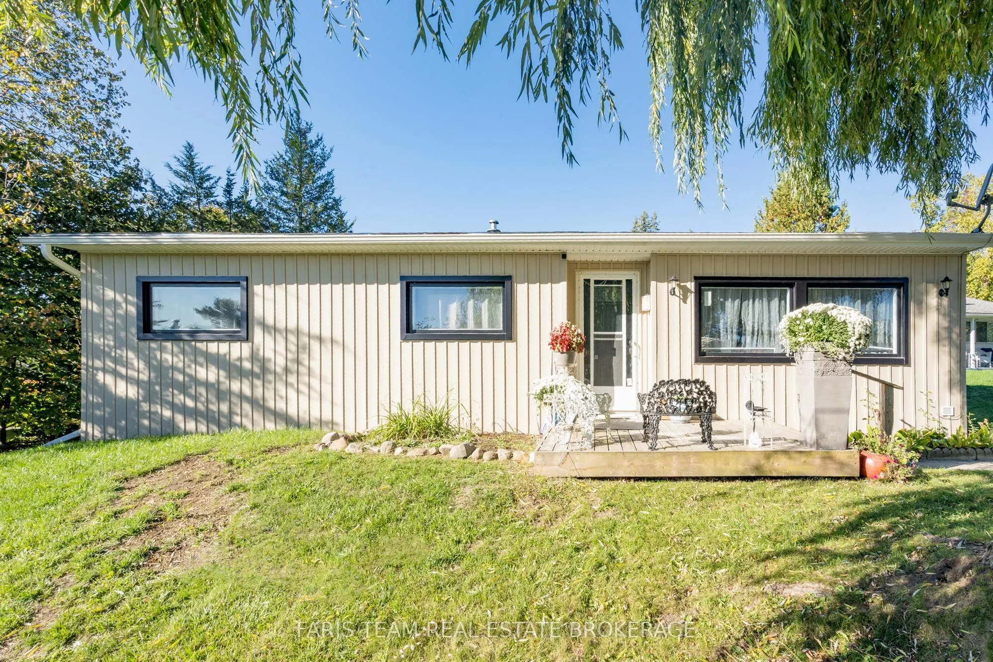 21 Hawthorne Drive