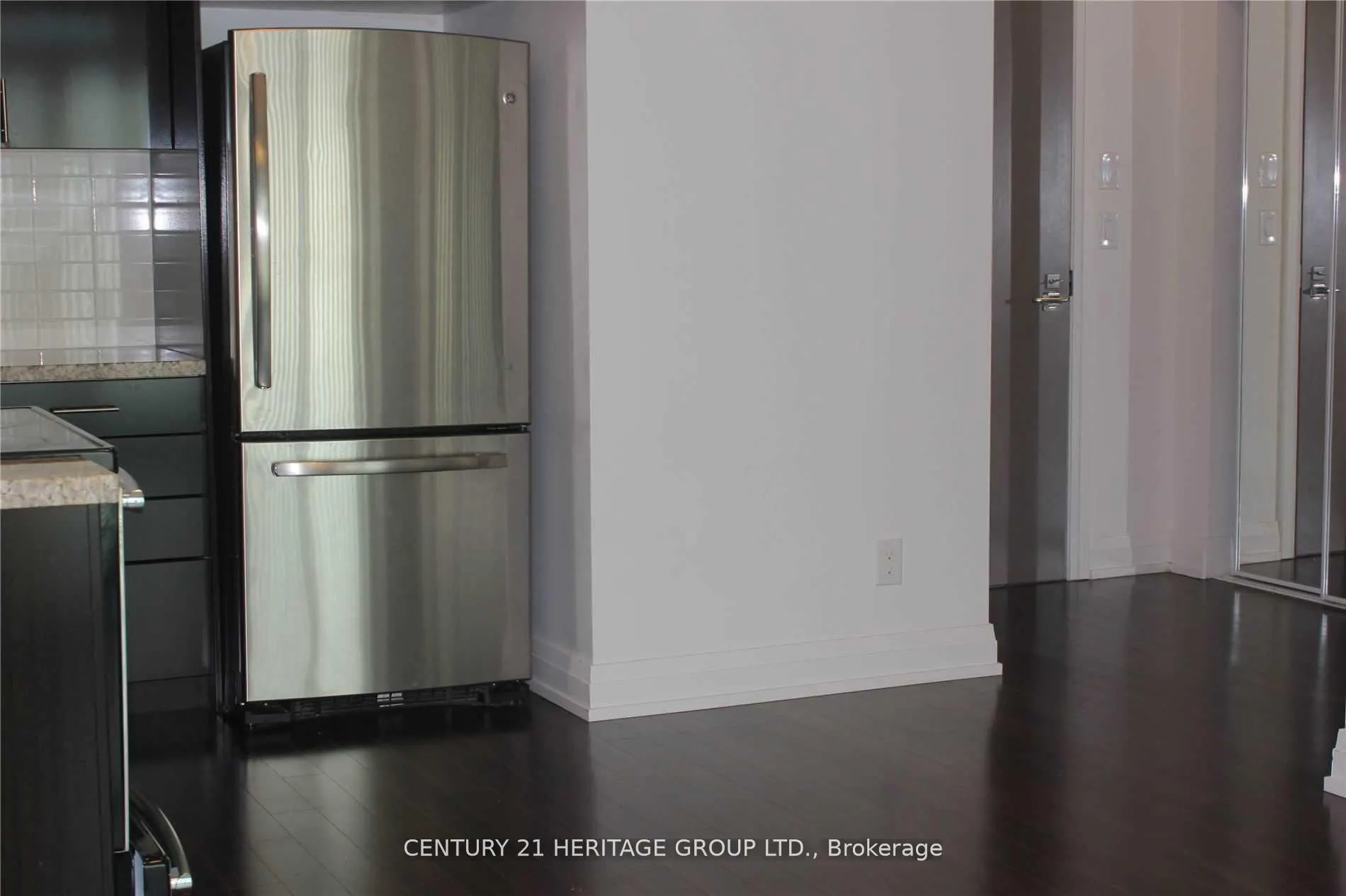 7167 Yonge Street, #721