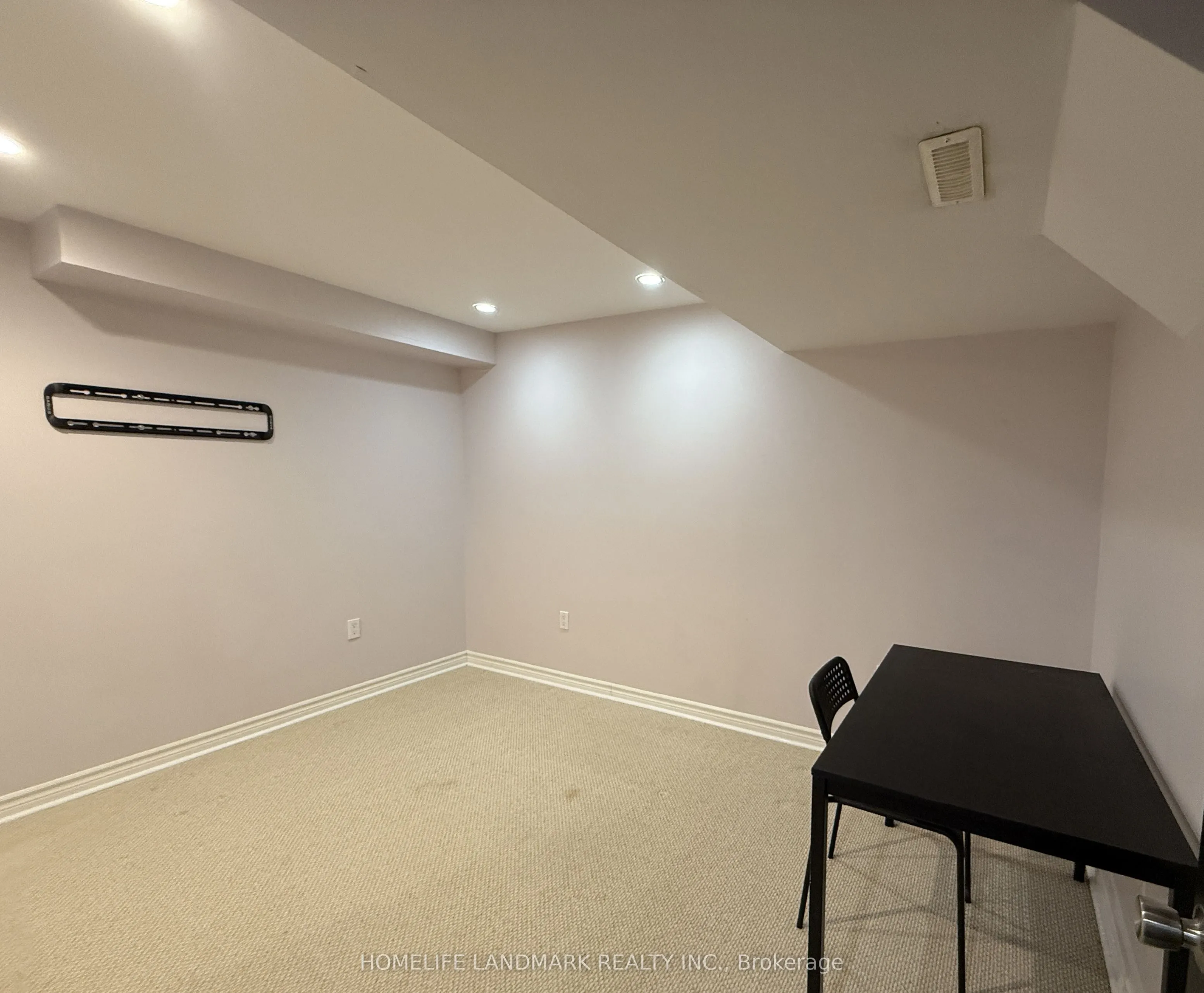 3 Caprara Crescent, #BSMT