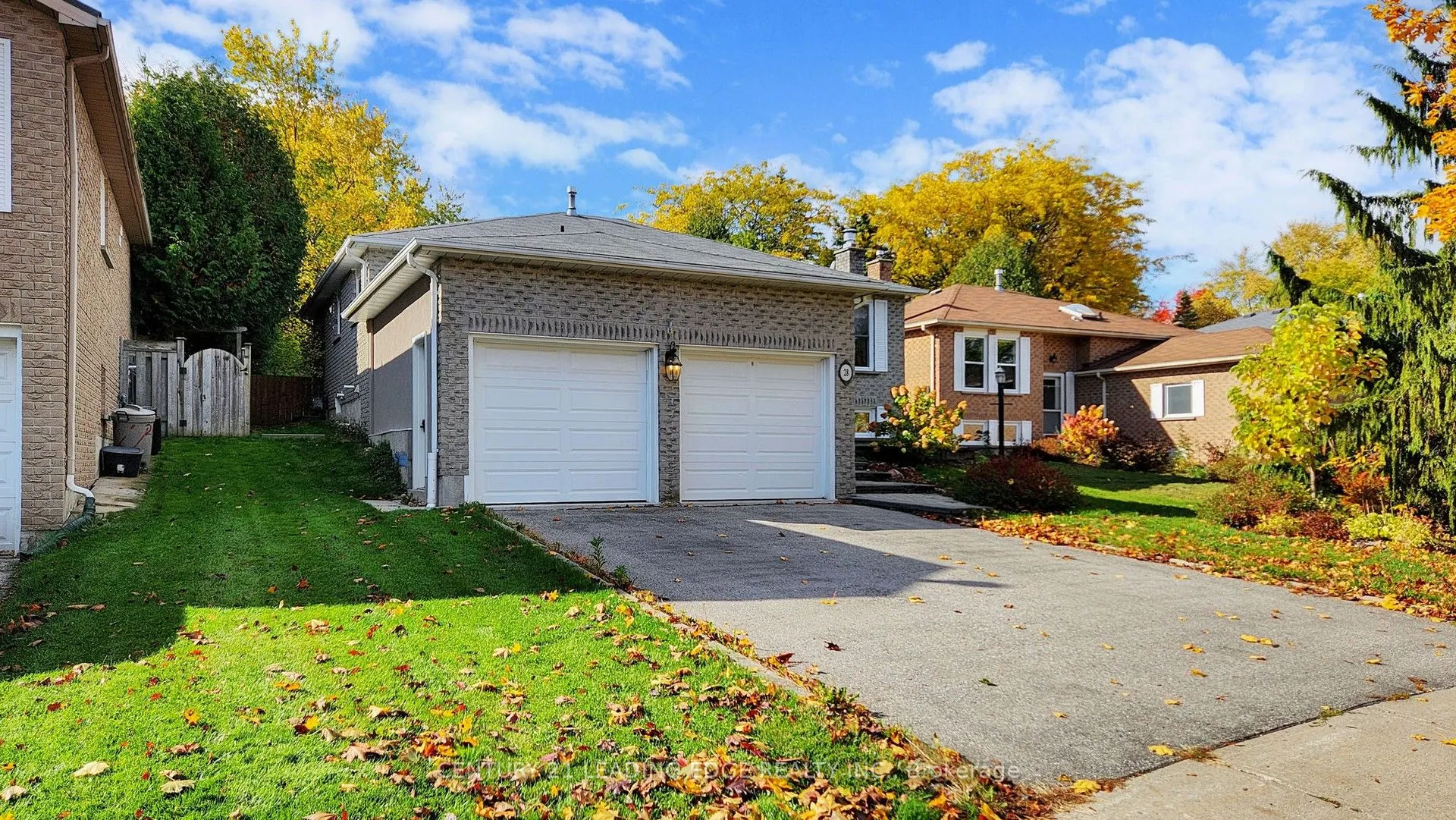 28 Stonehill Boulevard