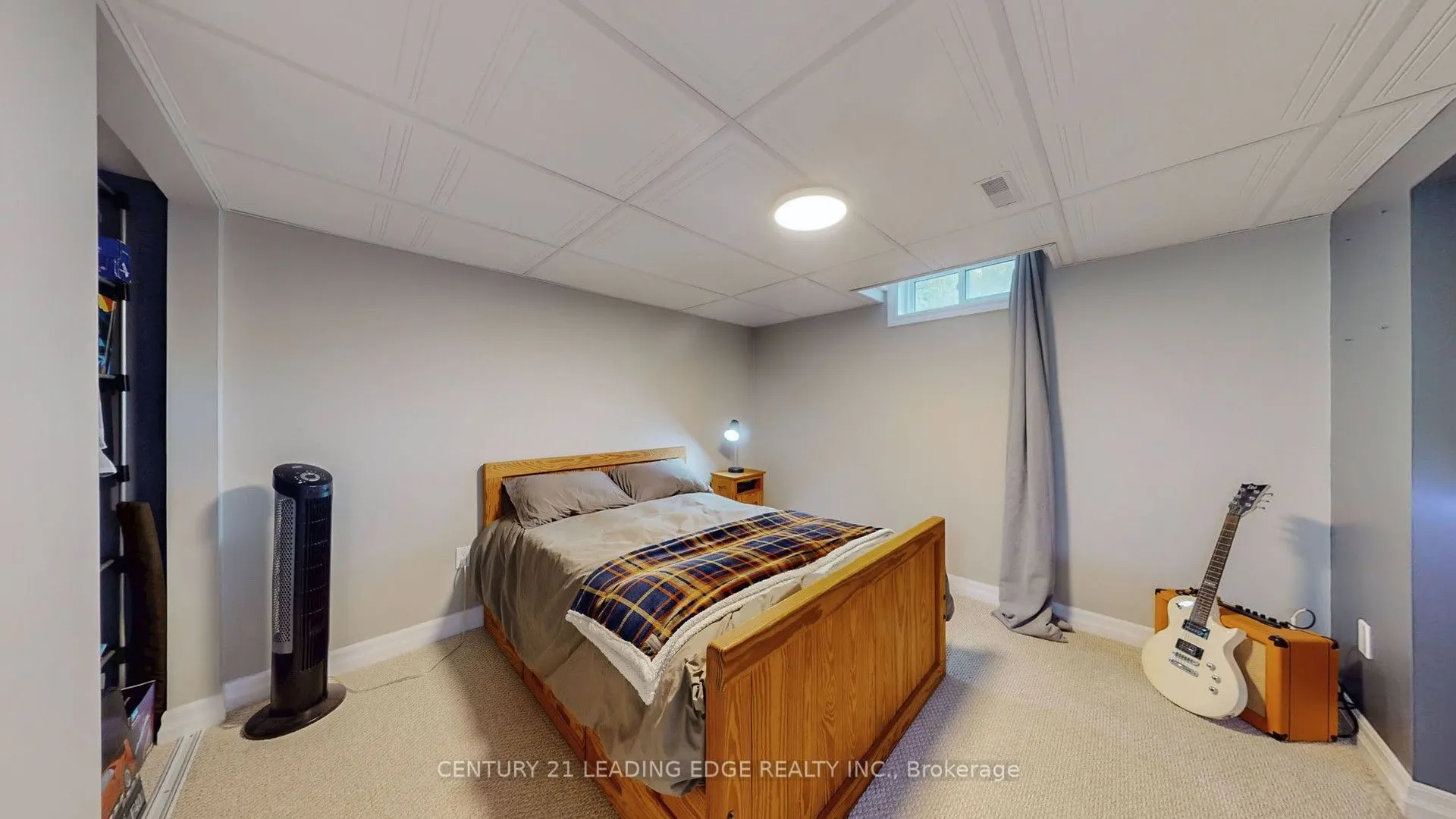 28 Stonehill Boulevard