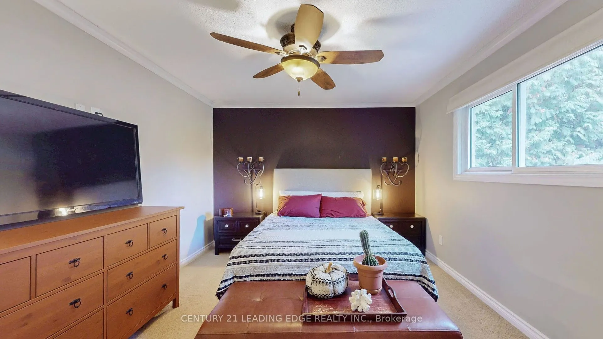 28 Stonehill Boulevard