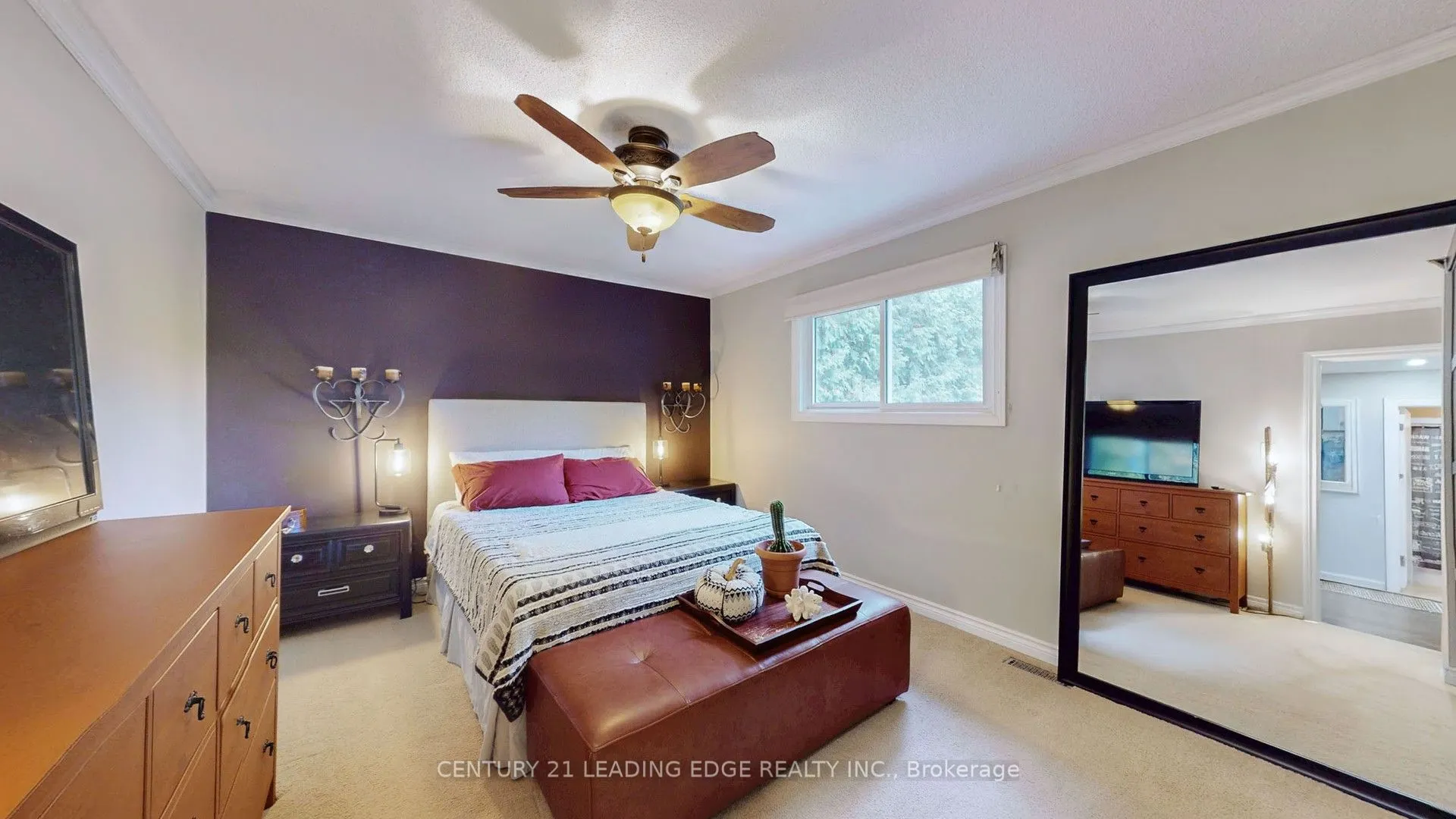 28 Stonehill Boulevard
