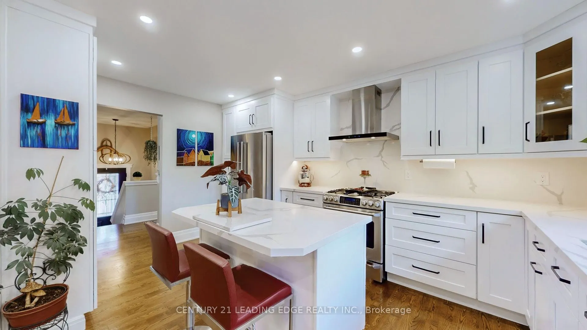 28 Stonehill Boulevard