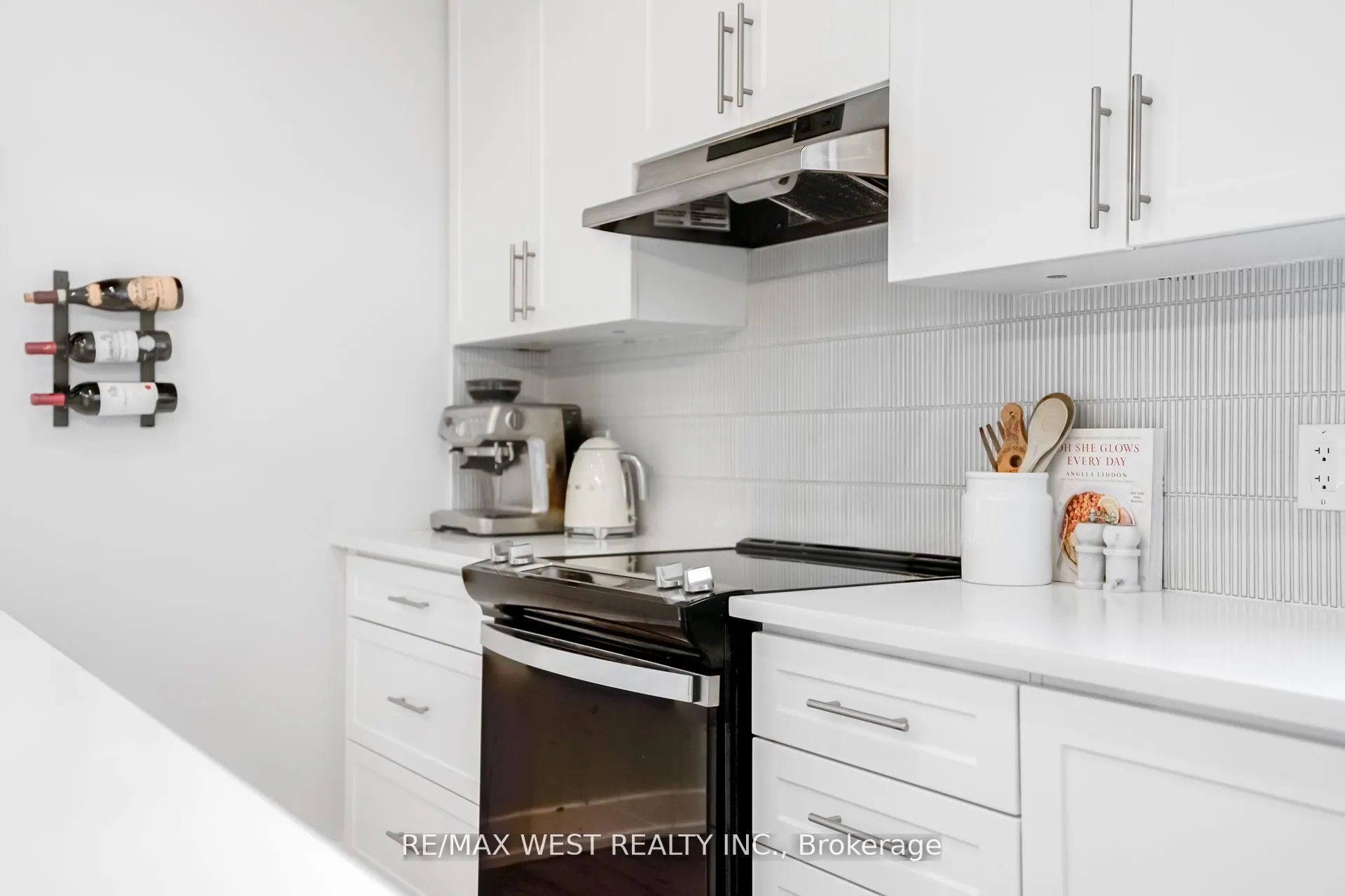 9570 Islington Avenue, #223