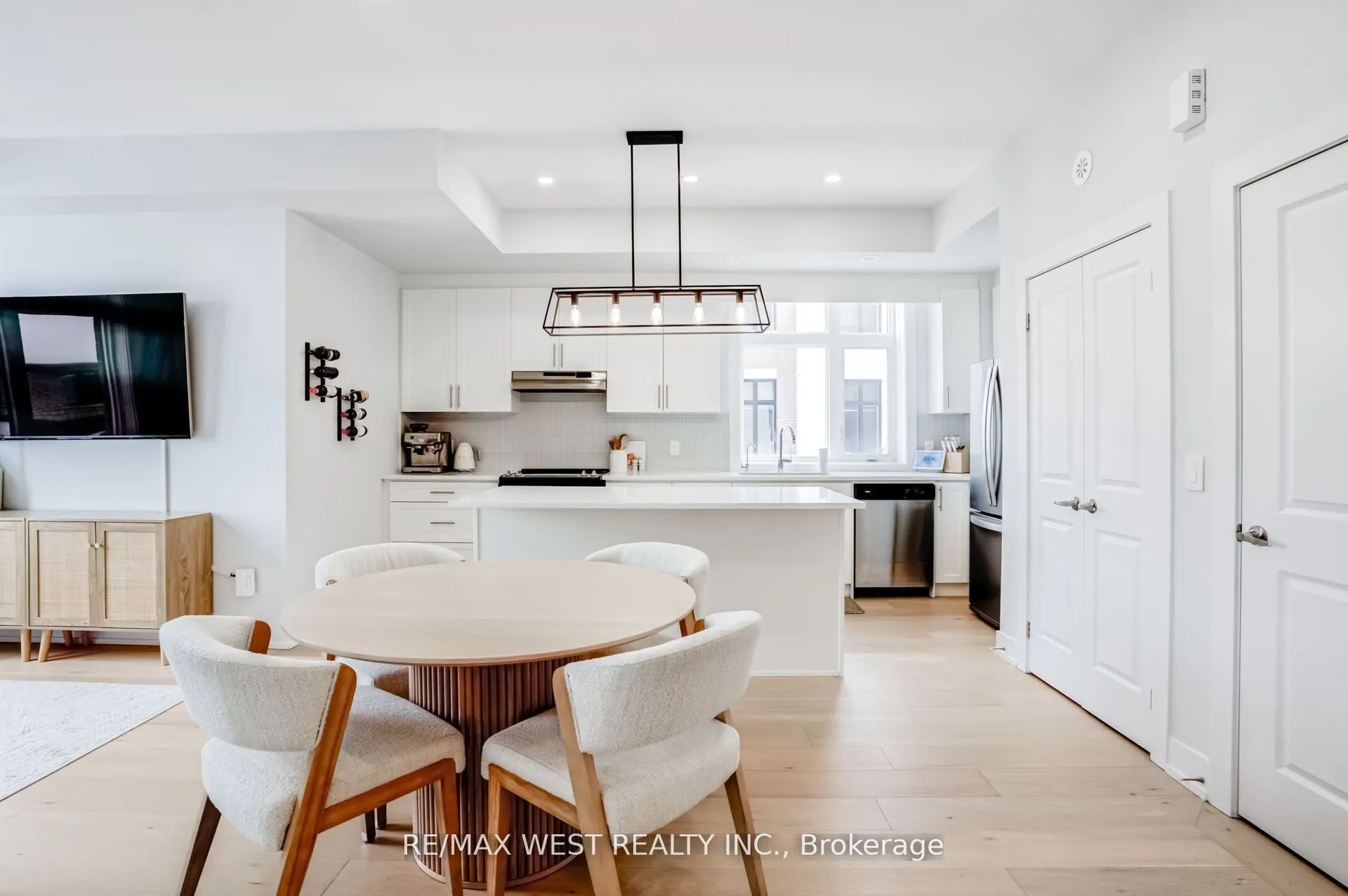 9570 Islington Avenue, #223
