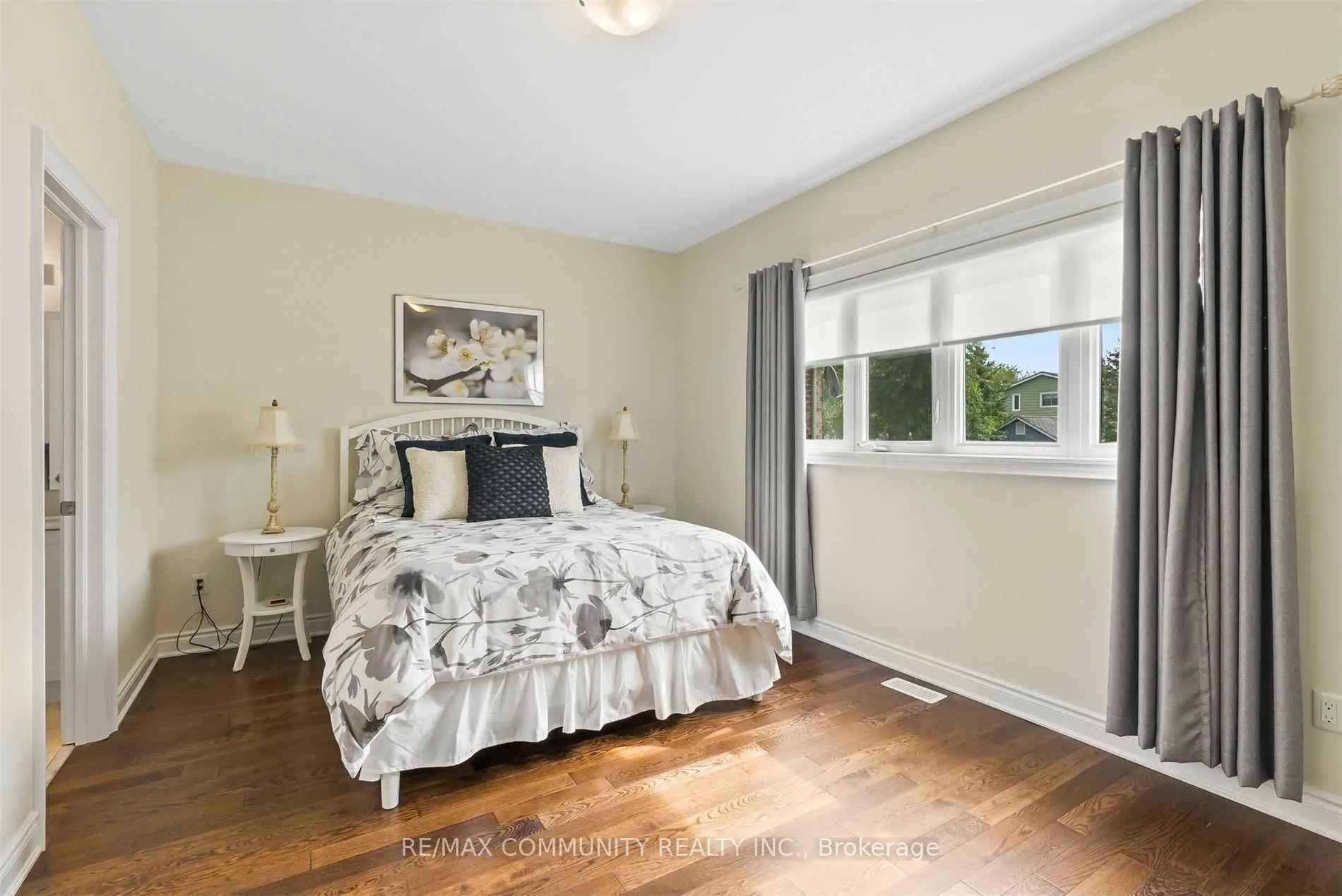 5 Pollock Avenue