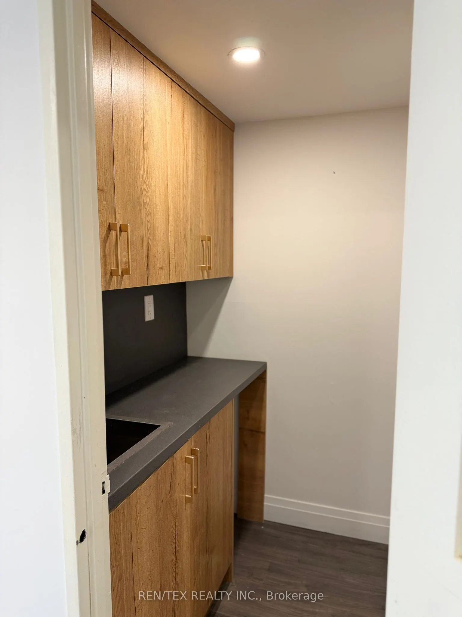311 Bowes Road, #Unit B9