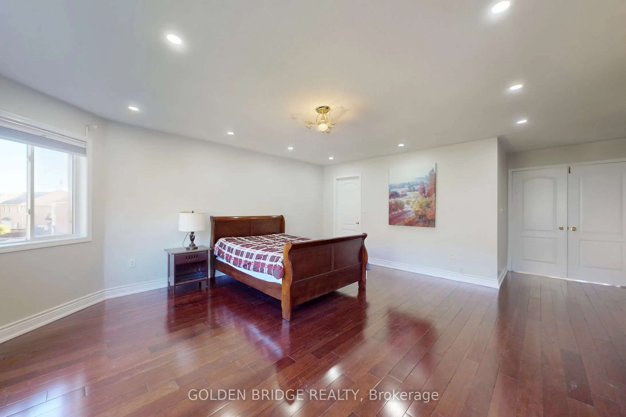 158 Worthington Avenue
