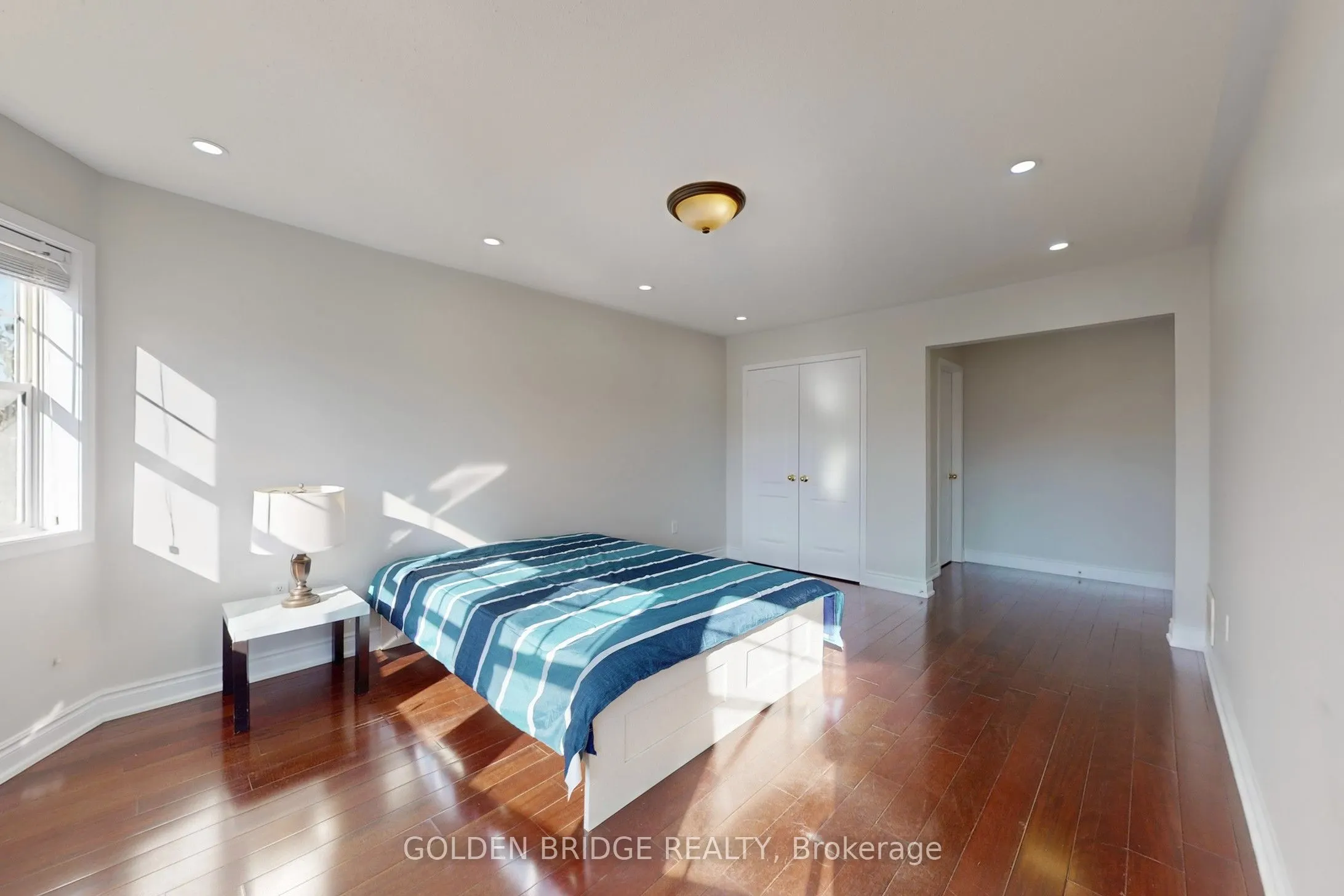 158 Worthington Avenue