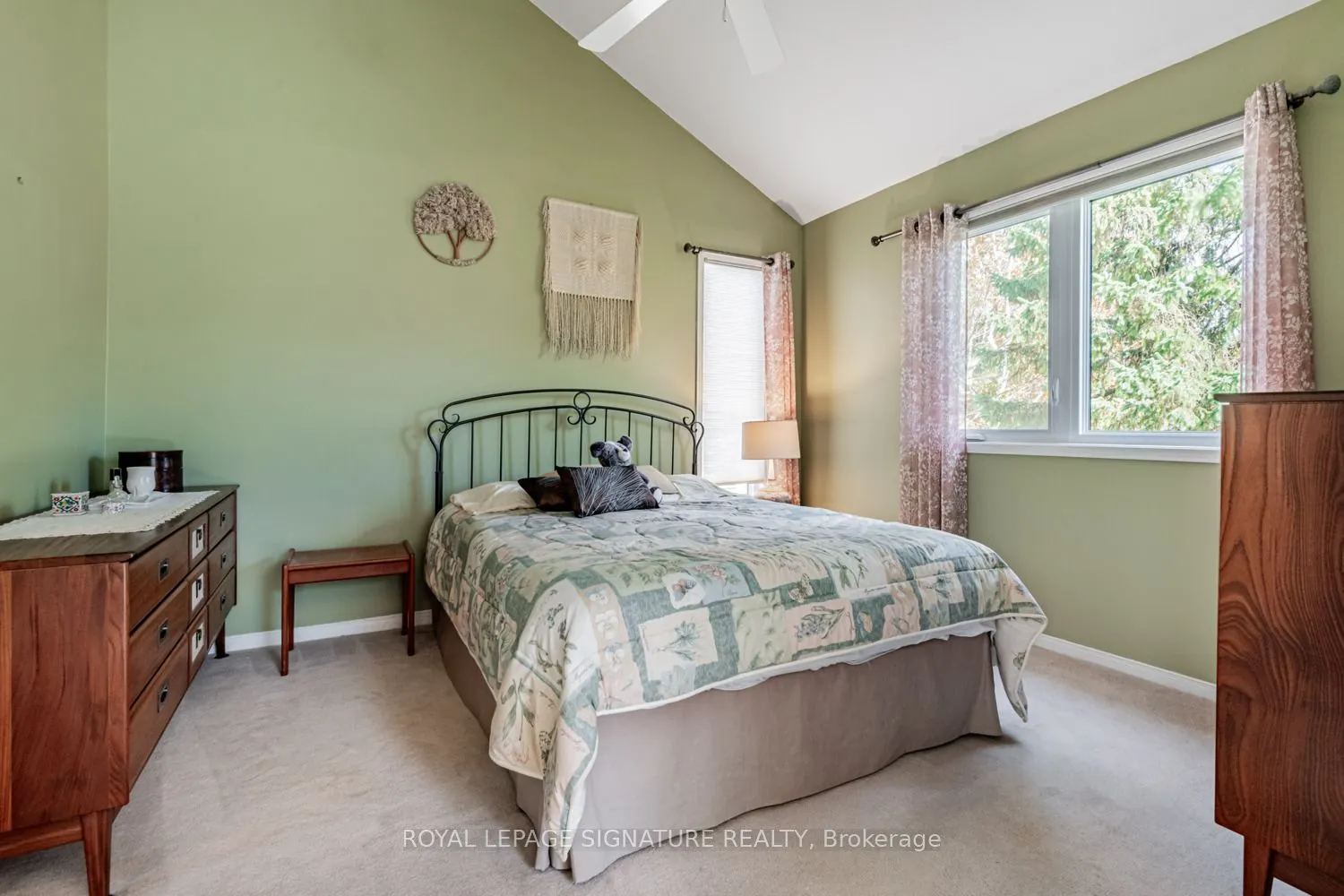 25 Riverview Road, #18
