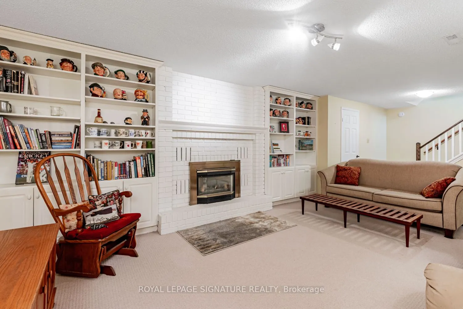 25 Riverview Road, #18