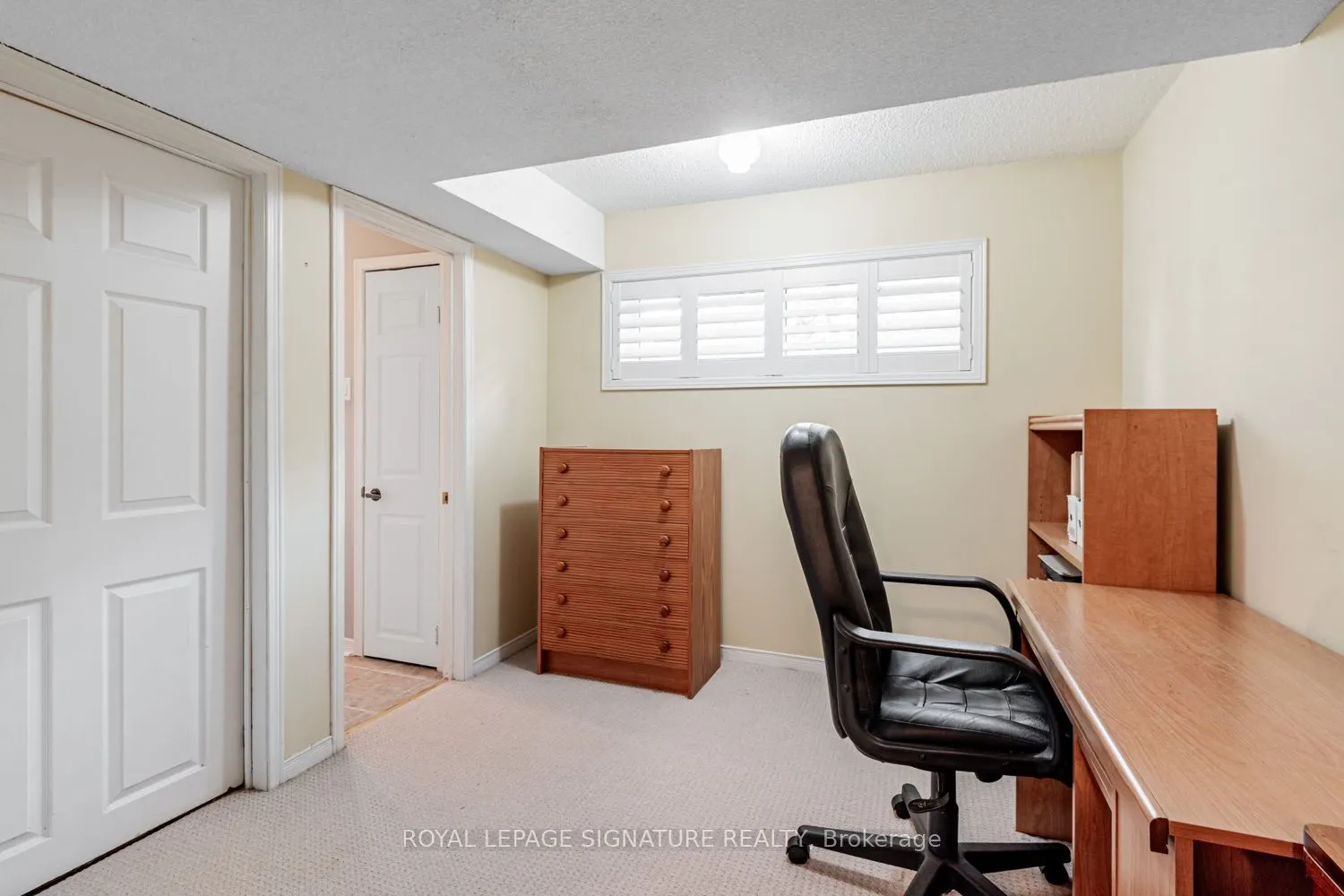 25 Riverview Road, #18