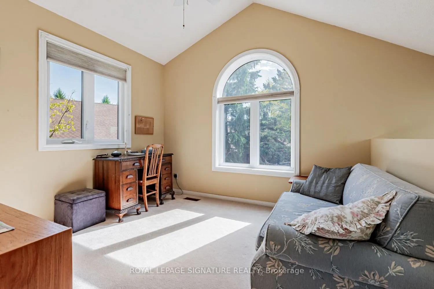 25 Riverview Road, #18