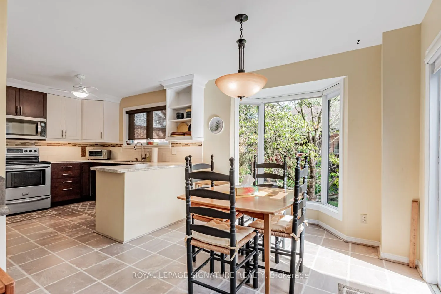 25 Riverview Road, #18