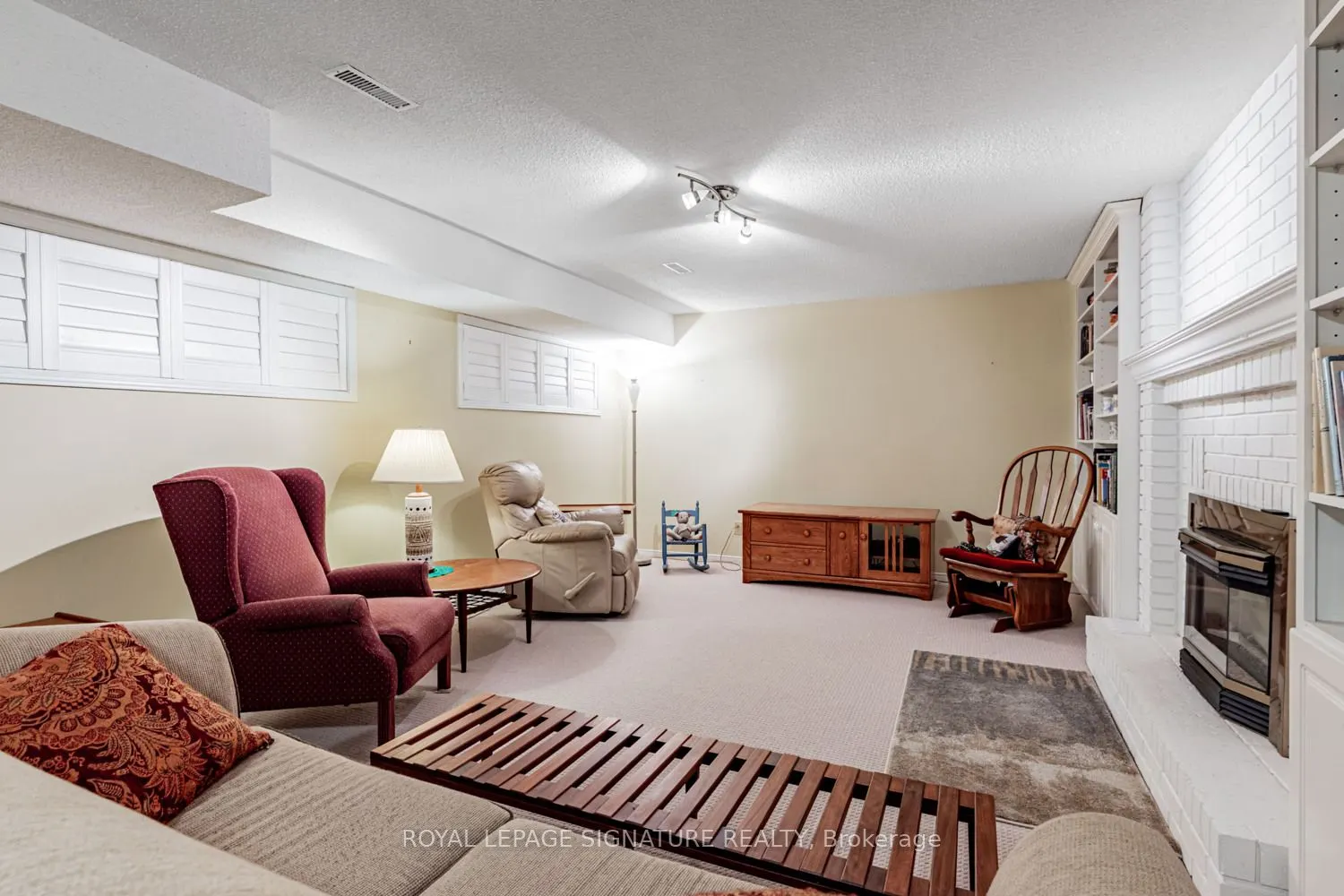 25 Riverview Road, #18