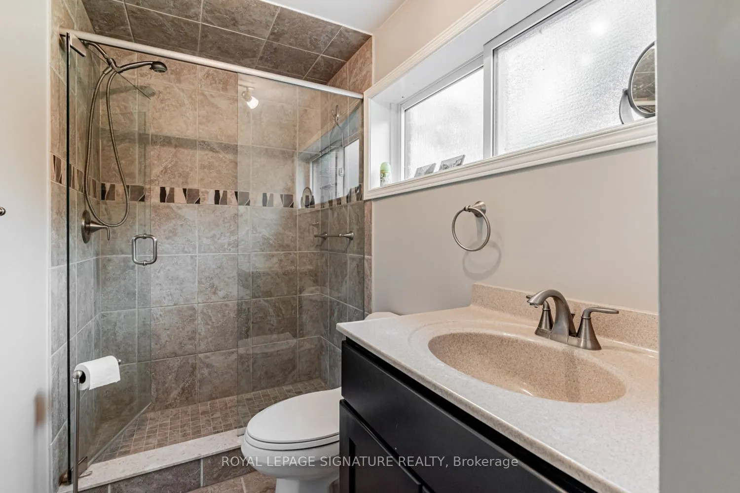 25 Riverview Road, #18