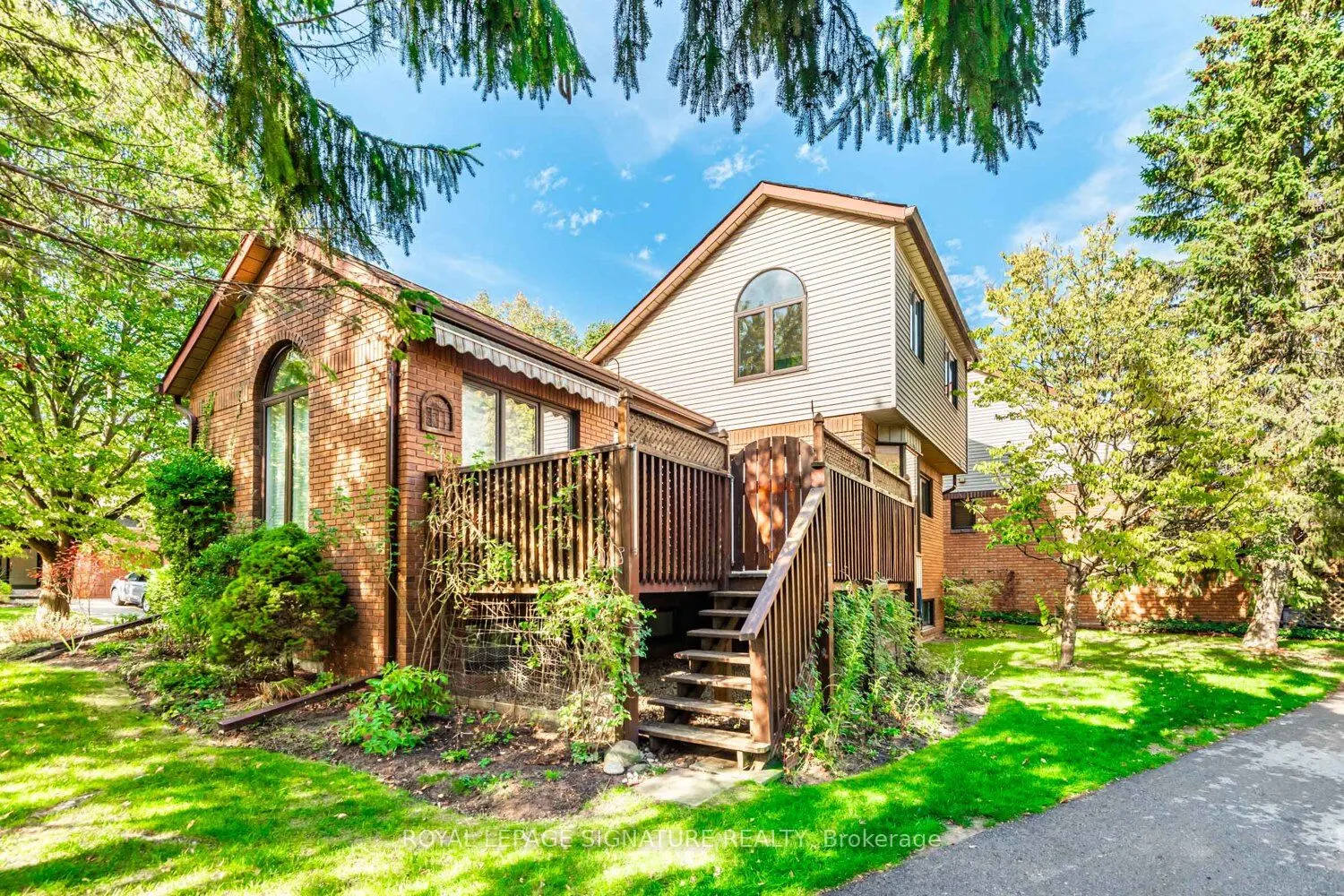 25 Riverview Road, #18
