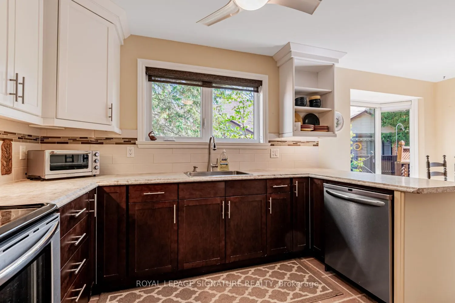 25 Riverview Road, #18