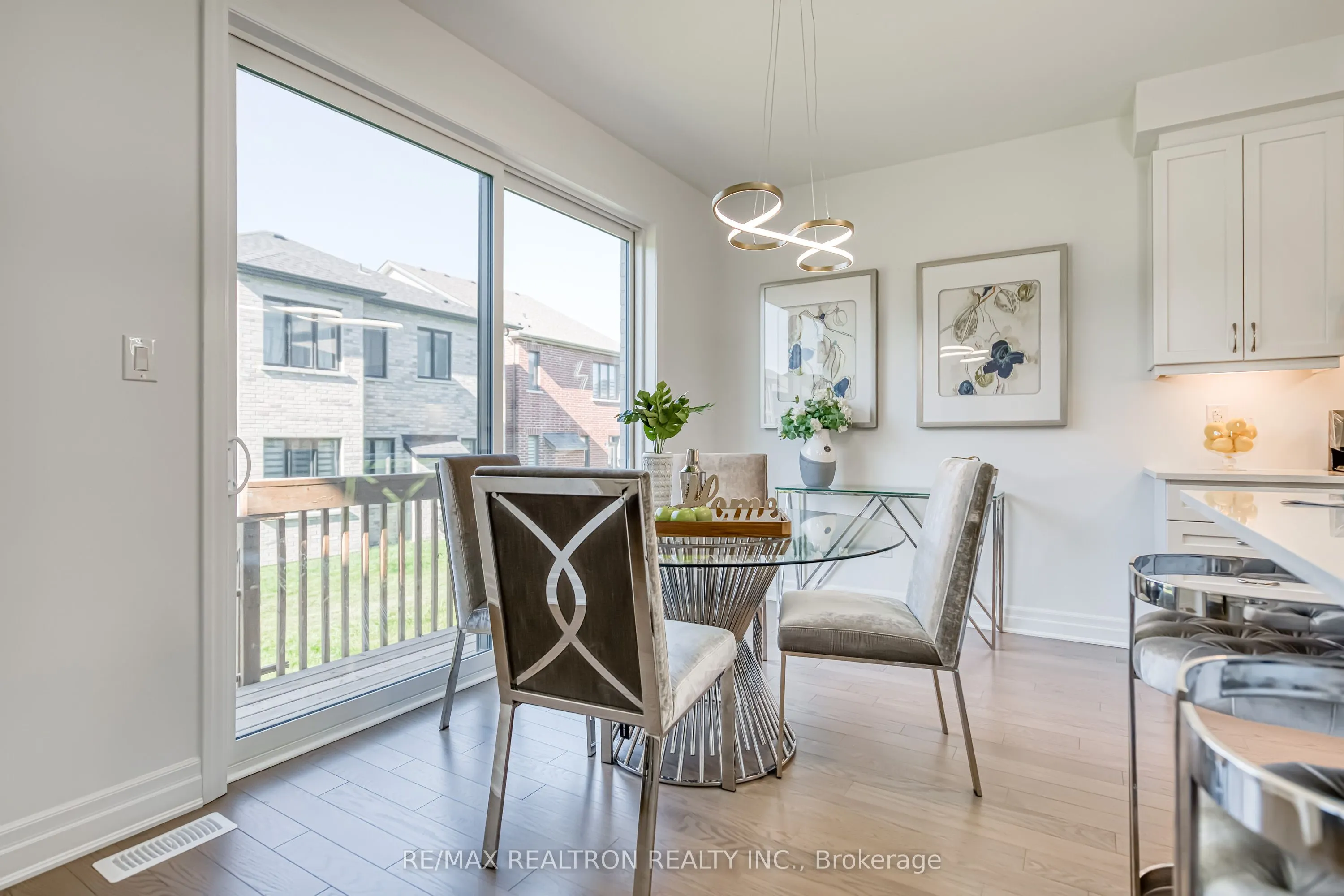 63 Greenridge Crescent