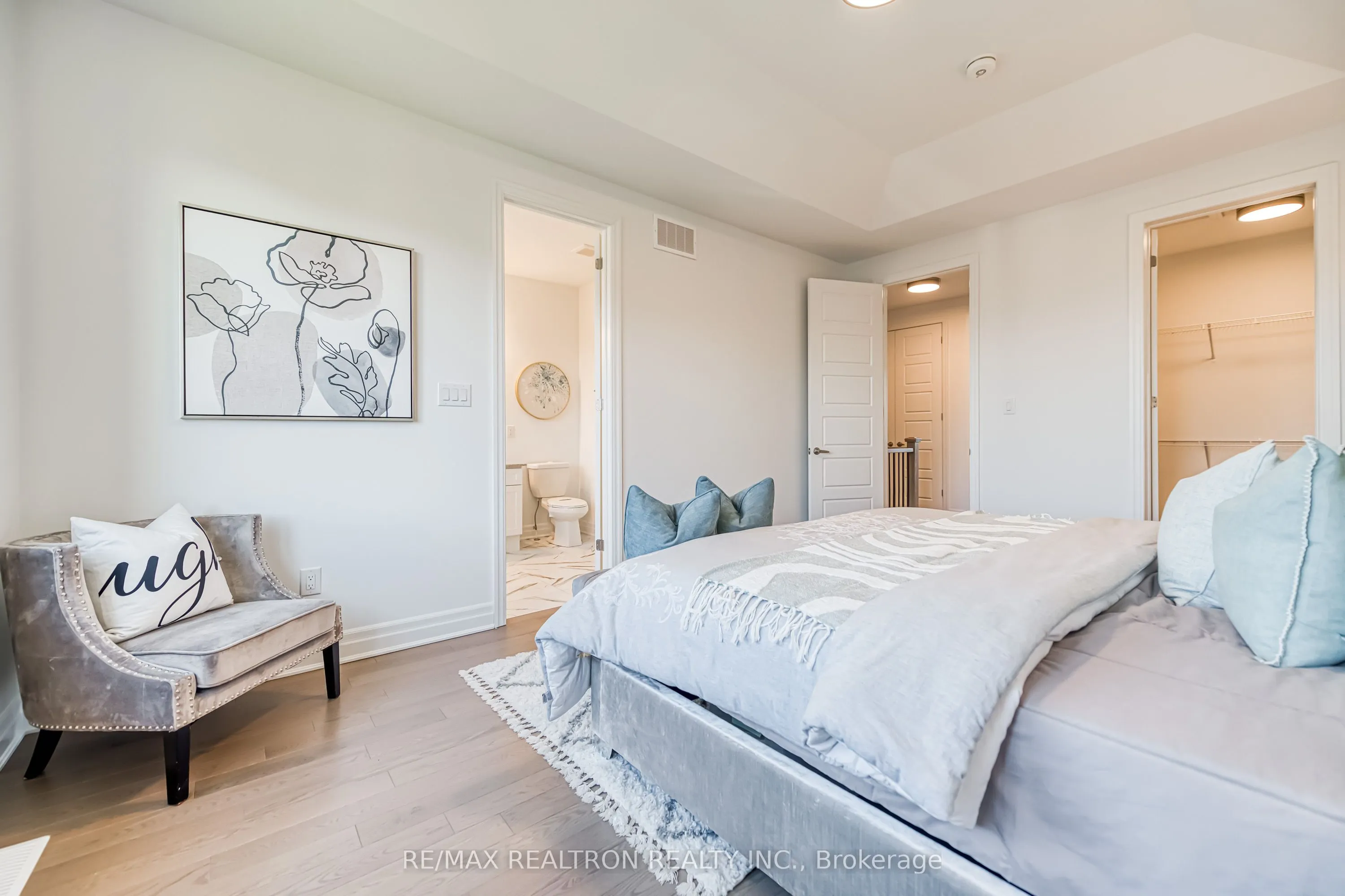 63 Greenridge Crescent