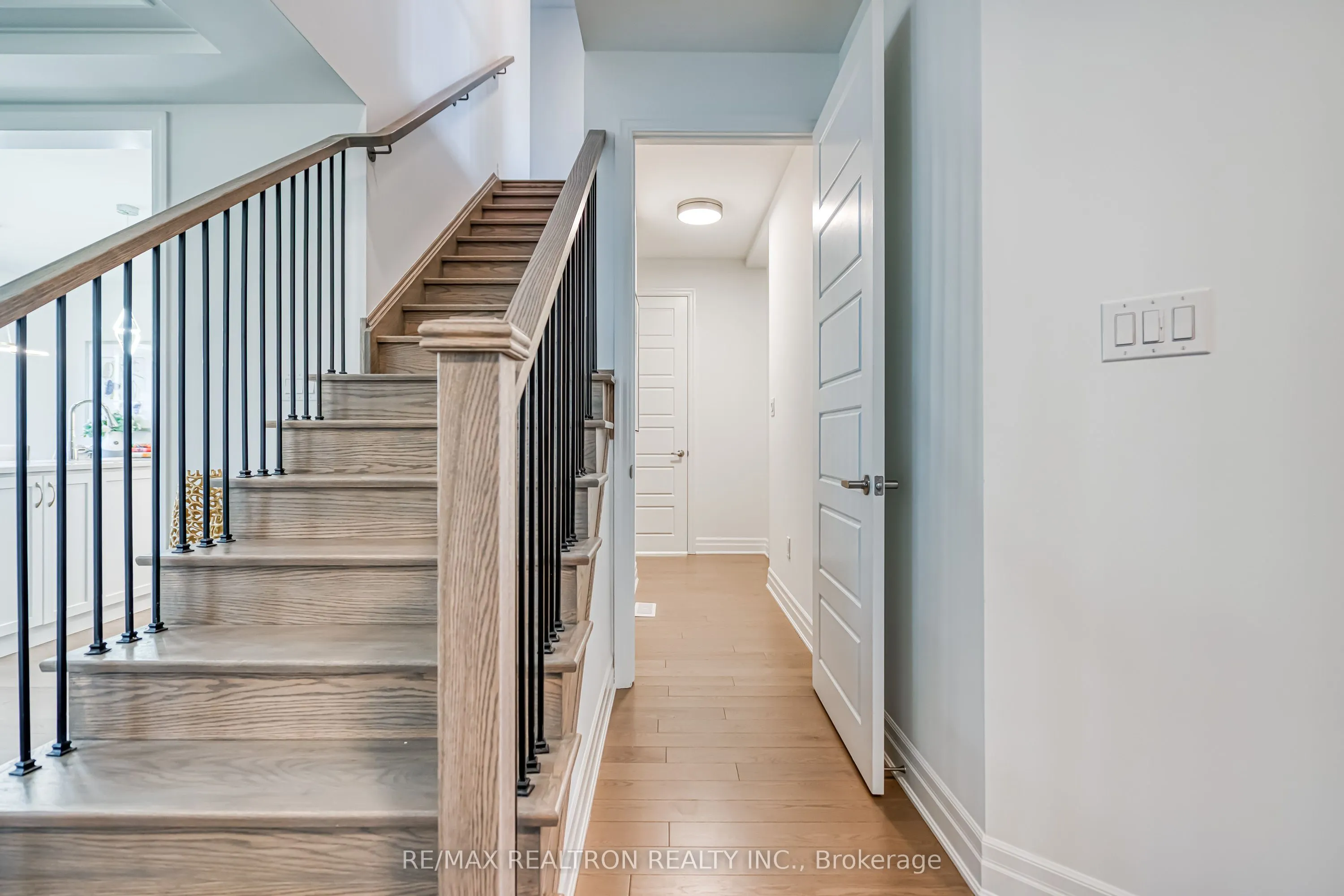 63 Greenridge Crescent