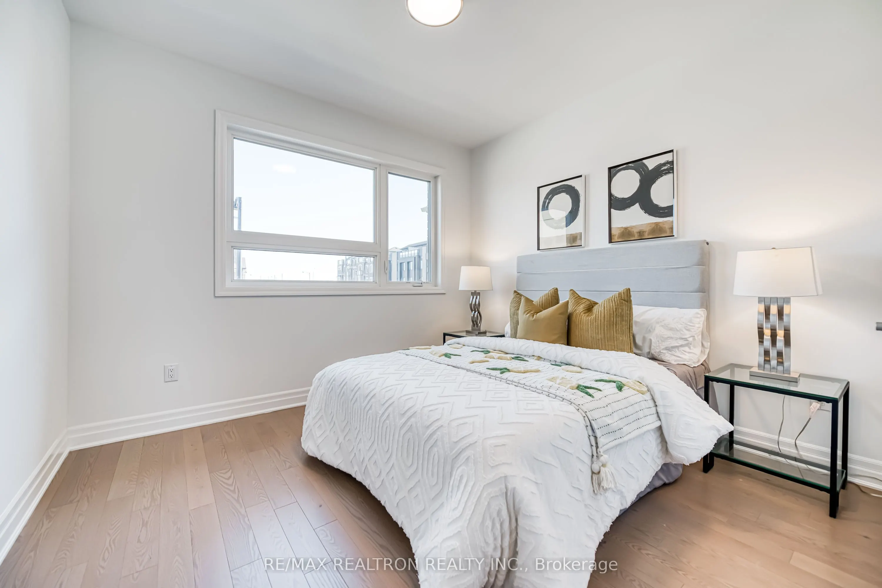 63 Greenridge Crescent