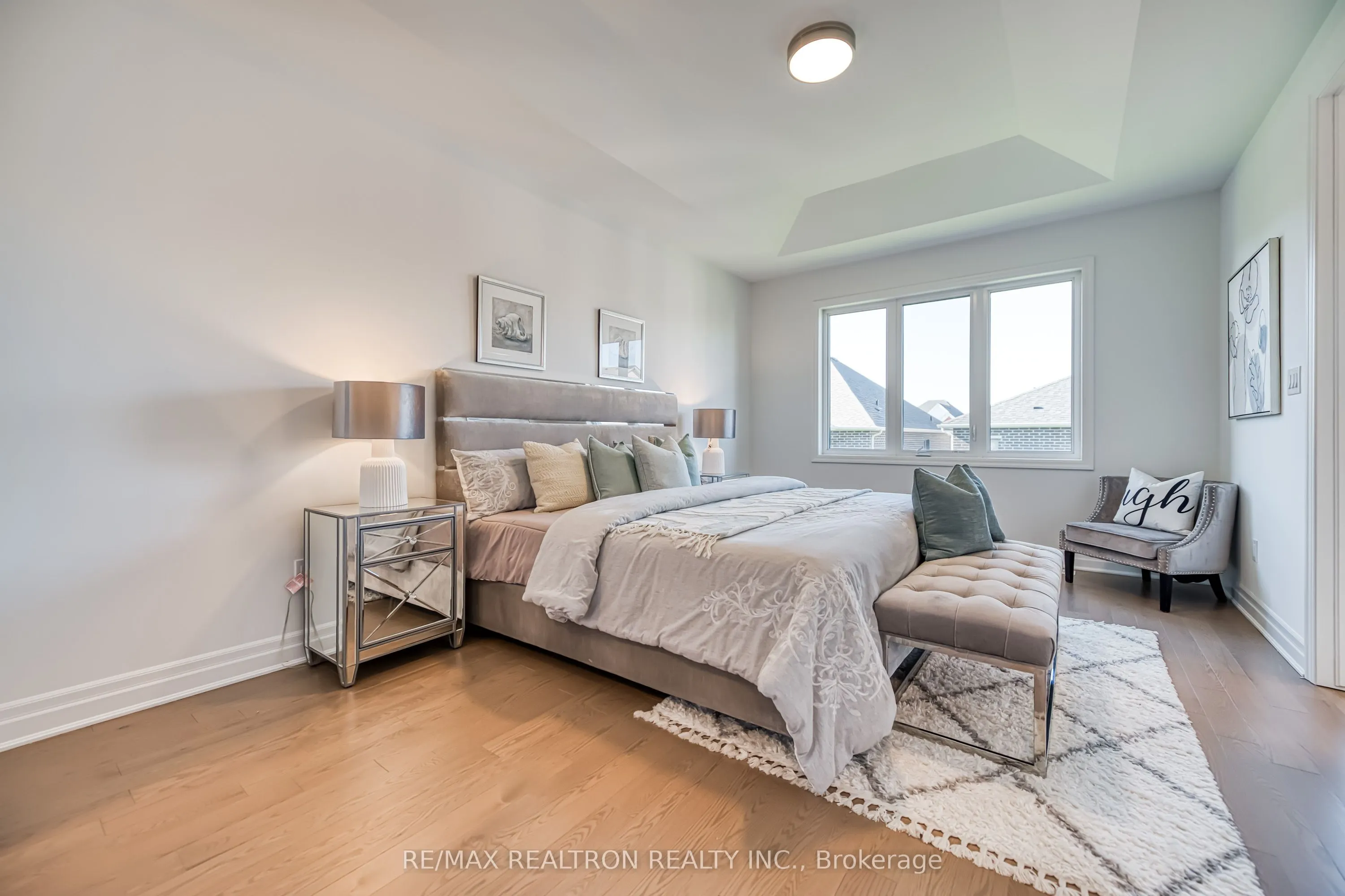 63 Greenridge Crescent