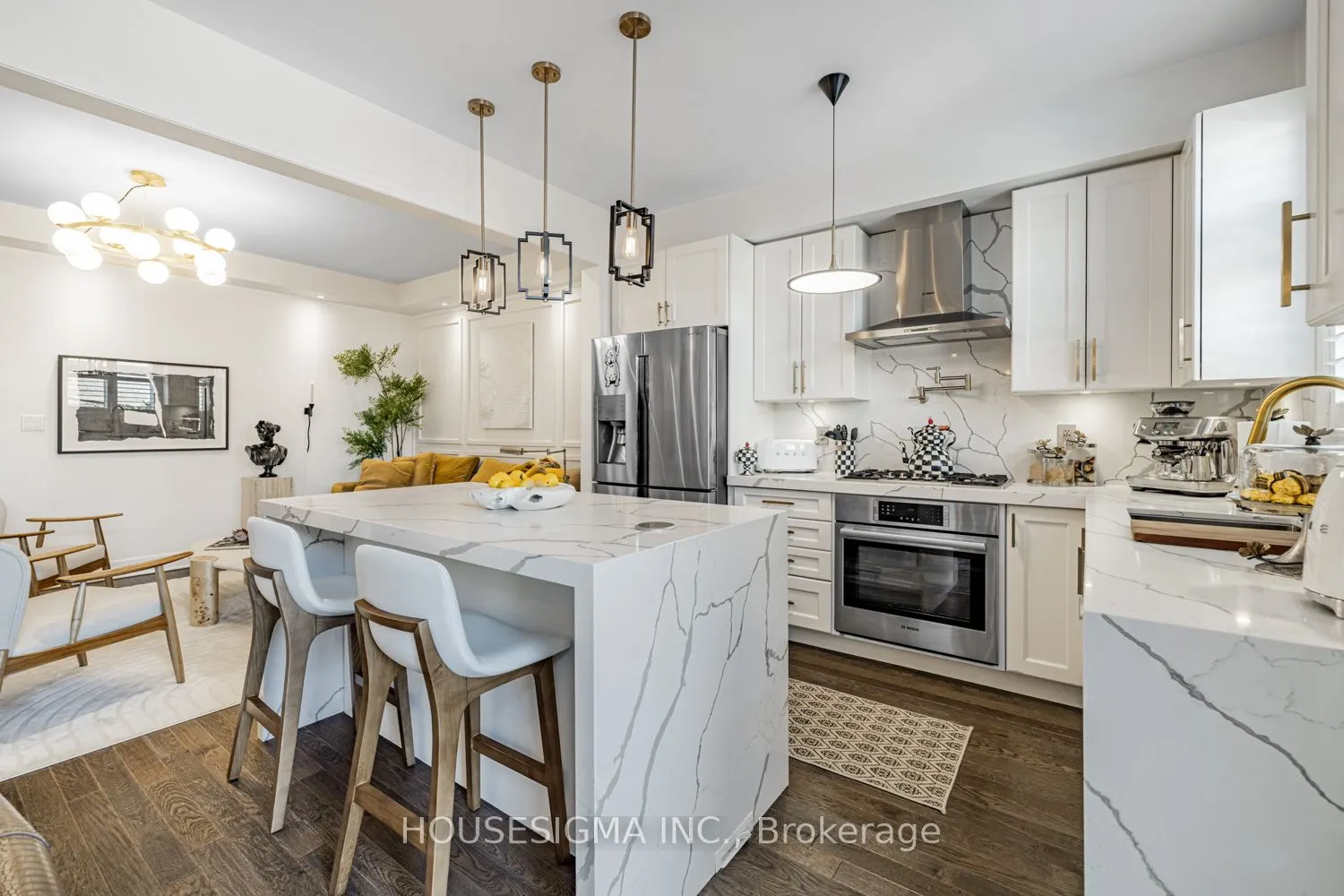 46 Vedette Way