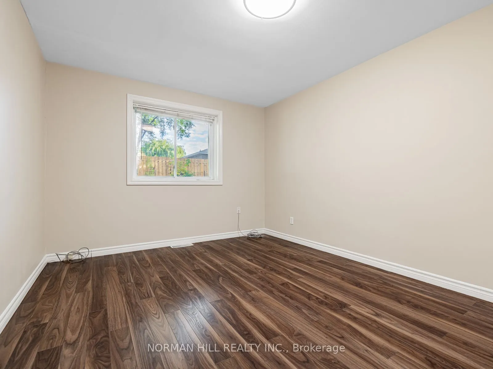 41 Newbury Drive, #Main Floor