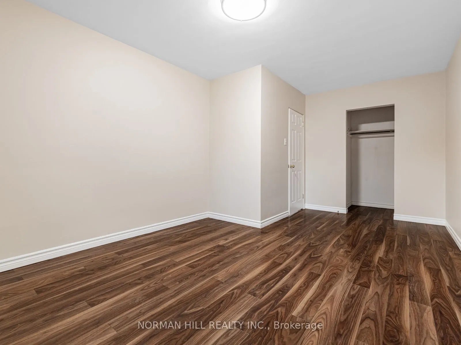 41 Newbury Drive, #Main Floor