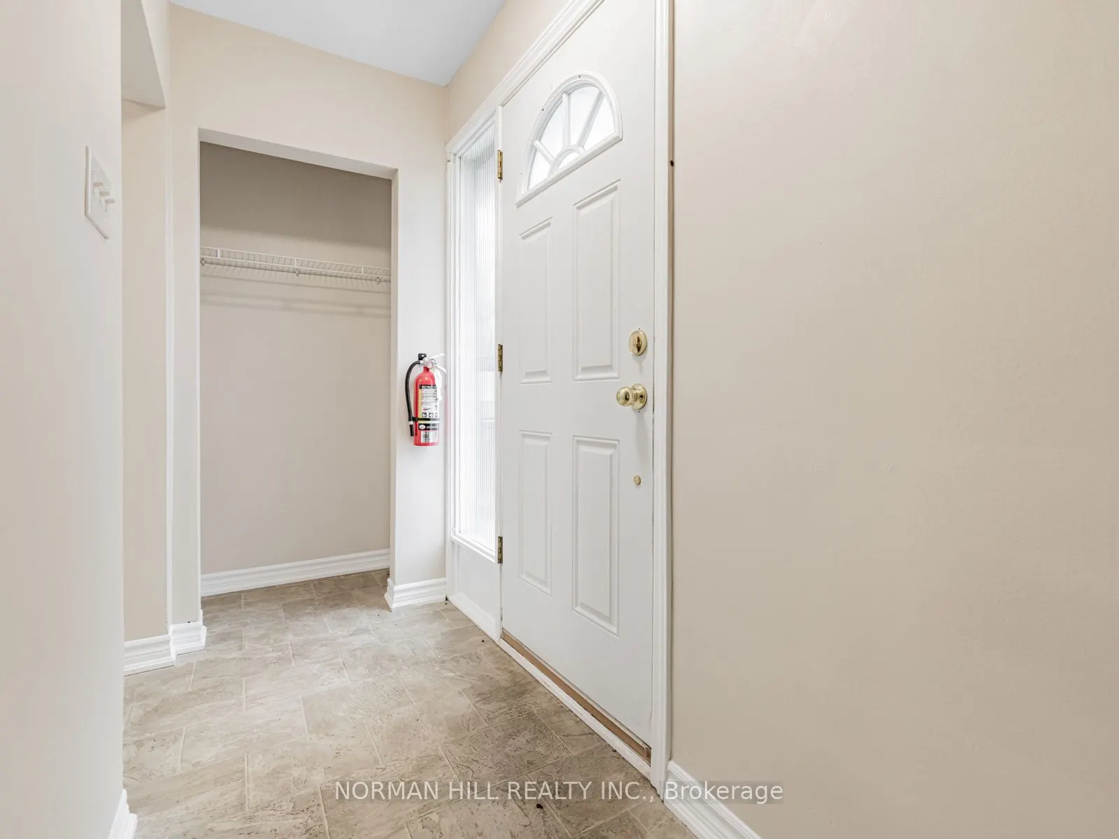 41 Newbury Drive, #Main Floor