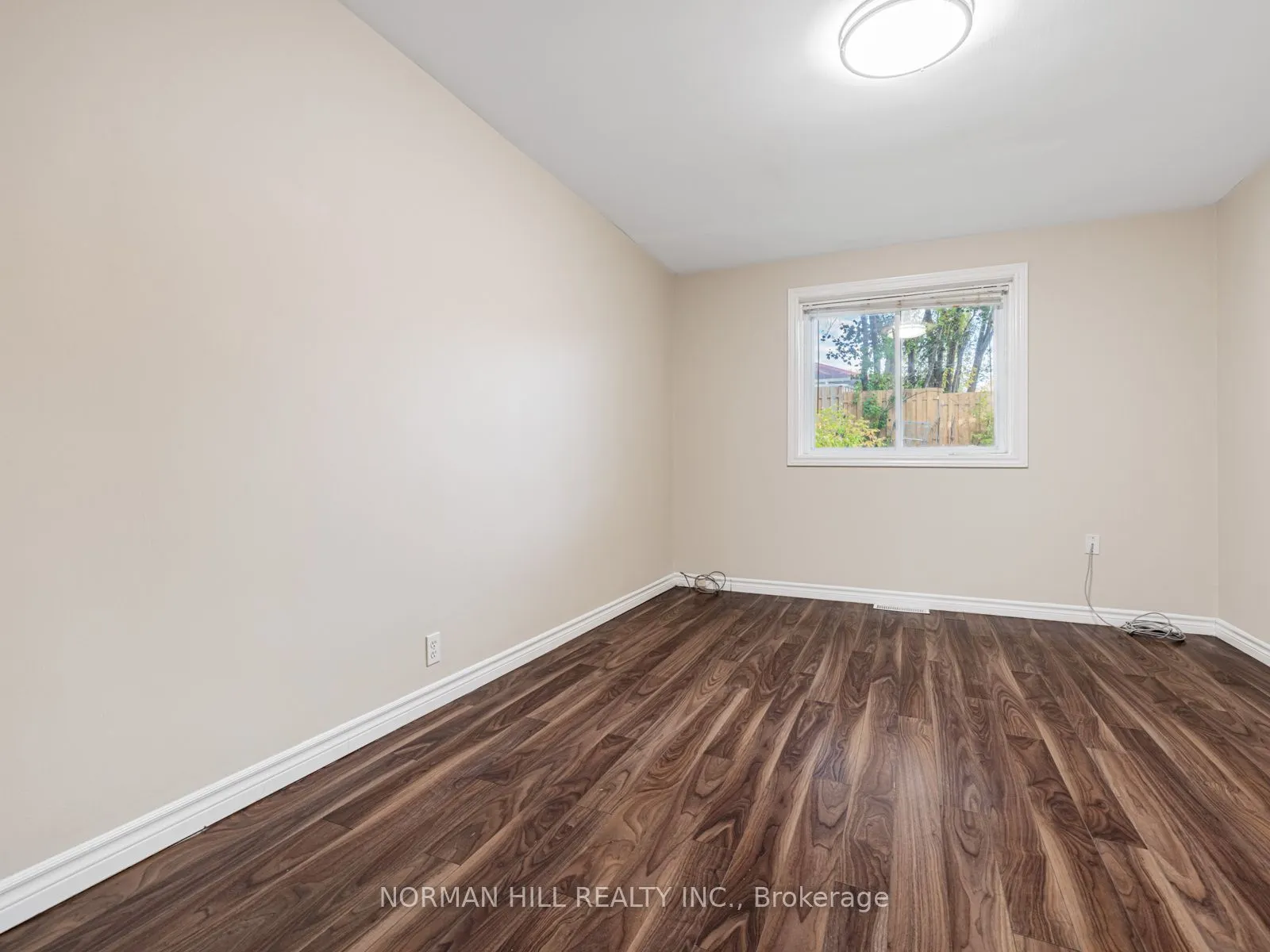 41 Newbury Drive, #Main Floor