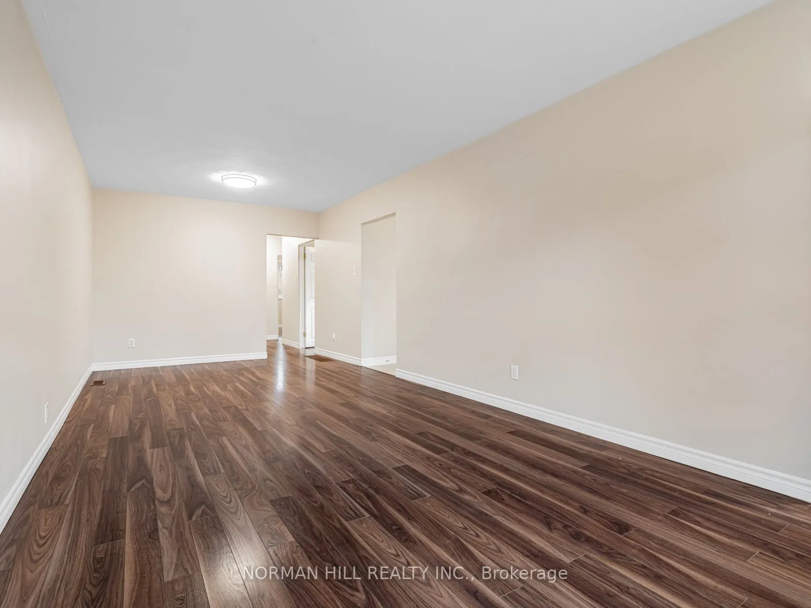 41 Newbury Drive, #Main Floor