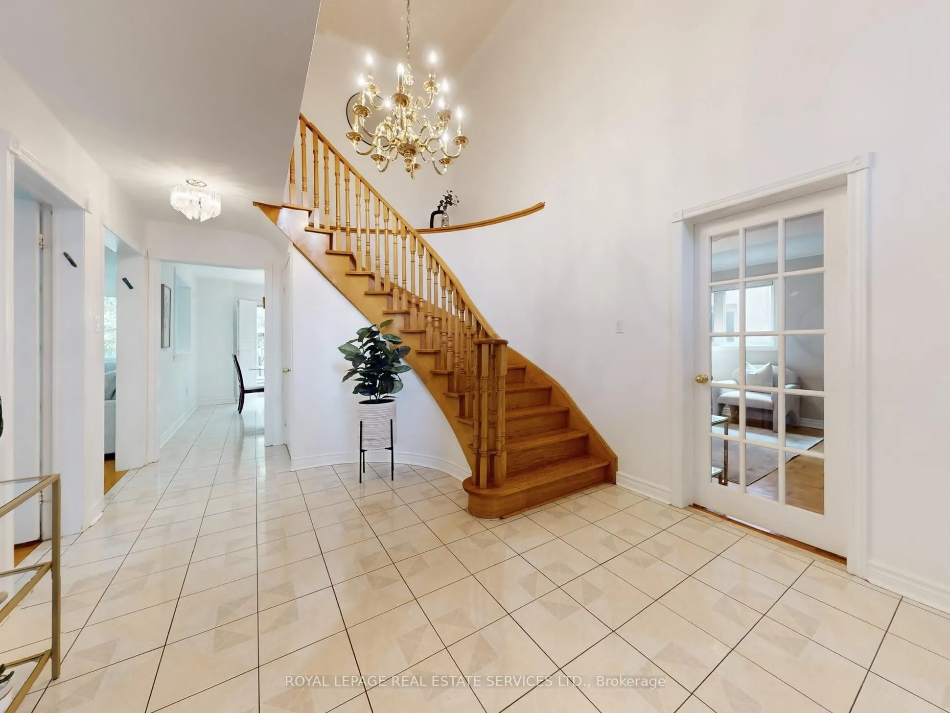258 Westmount Boulevard