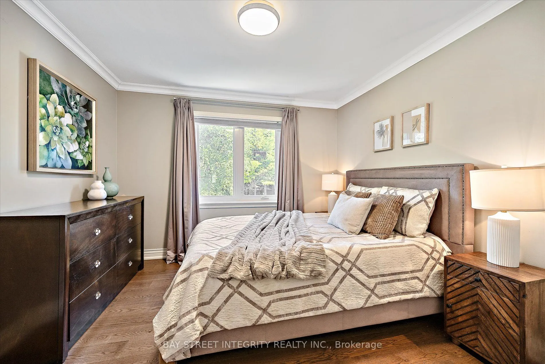 128 Park Crescent