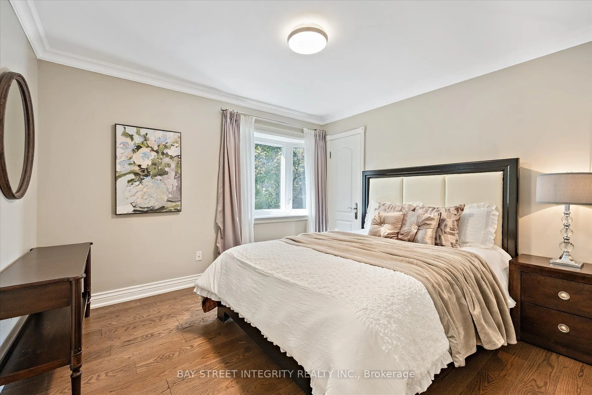 128 Park Crescent