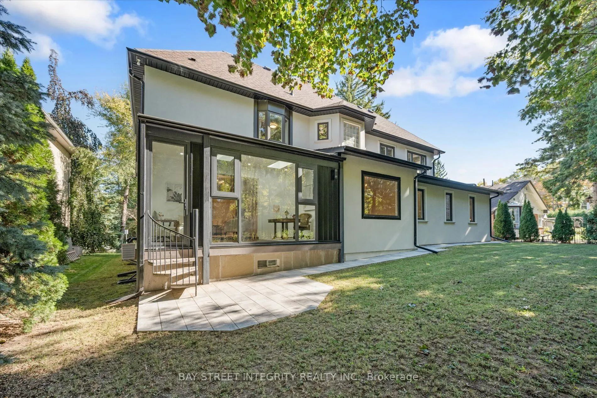 128 Park Crescent