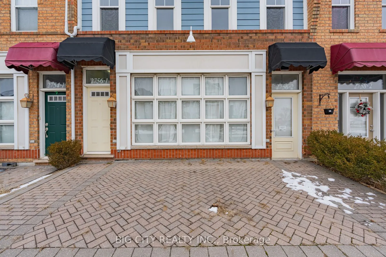 2756 Bur Oak Avenue, #1