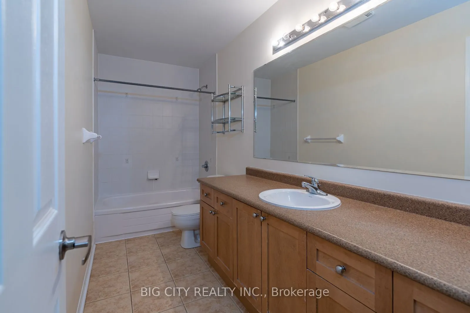 2756 Bur Oak Avenue, #1