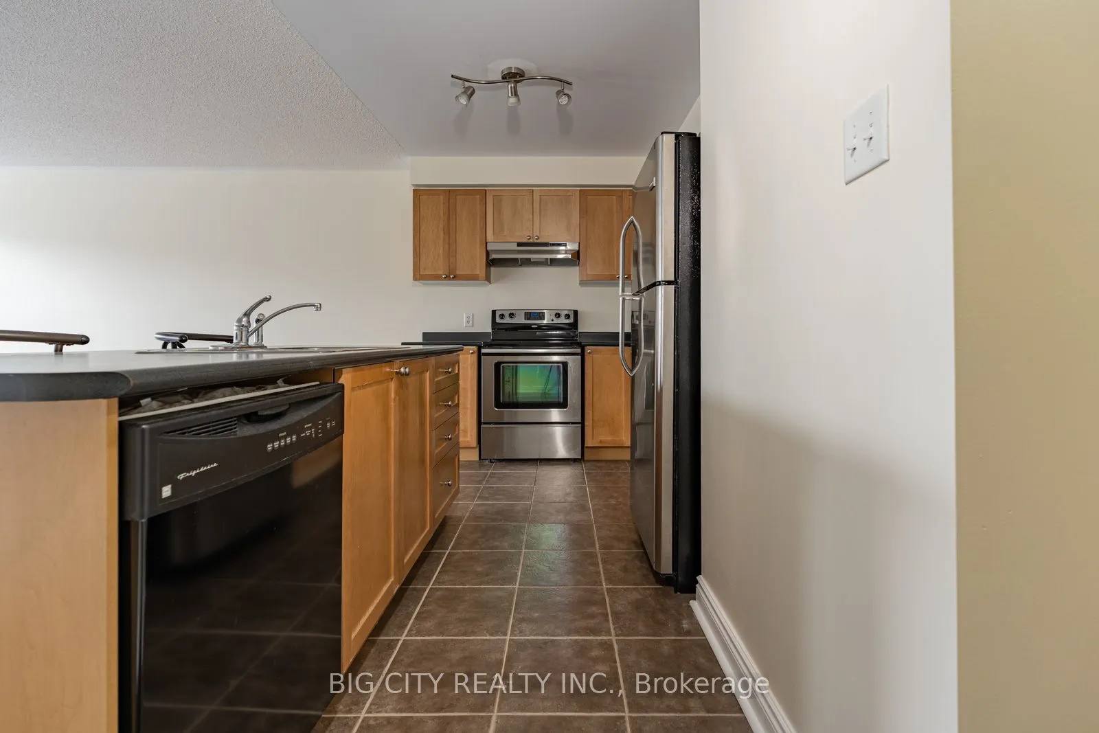2756 Bur Oak Avenue, #1