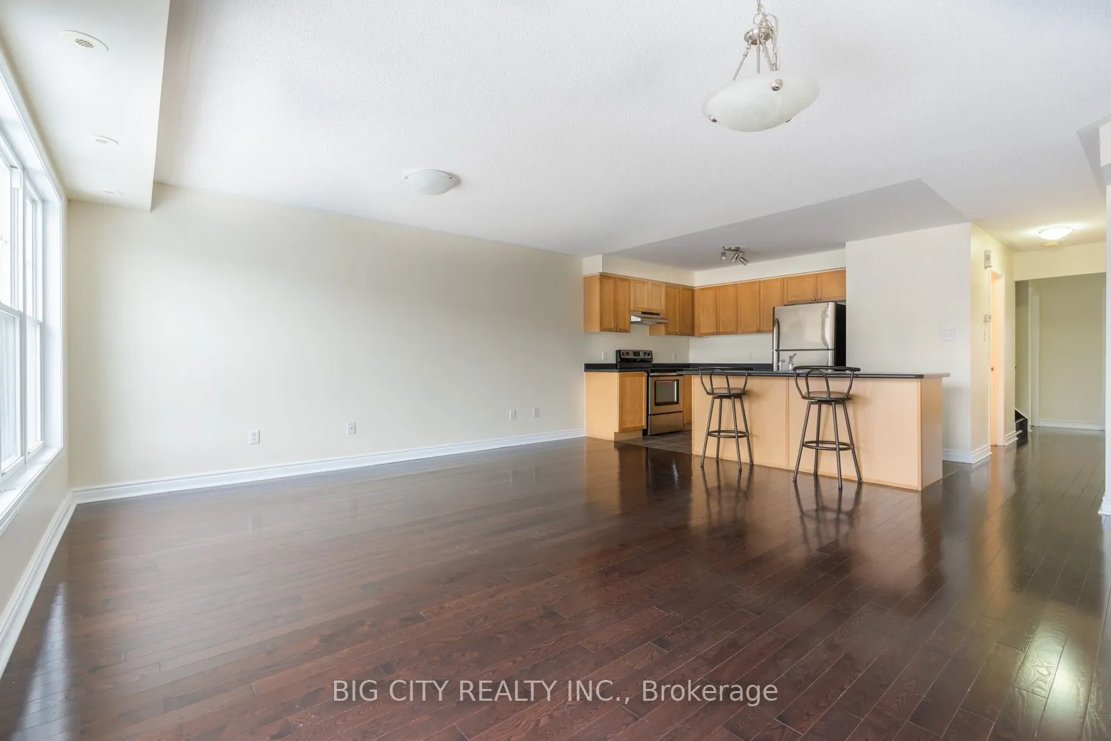 2756 Bur Oak Avenue, #1